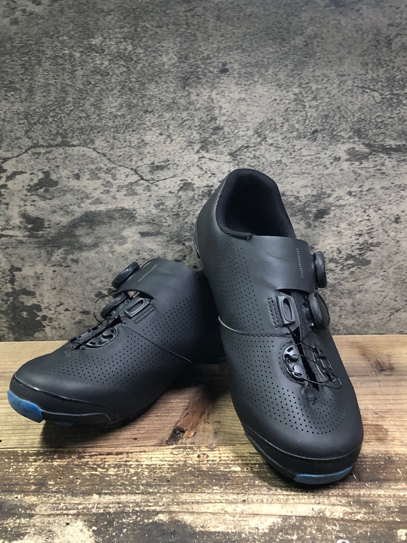 IX751 シマノ SHIMANO XC7 SH-XC701 ビンディングシューズ SPD EU40 WIDE