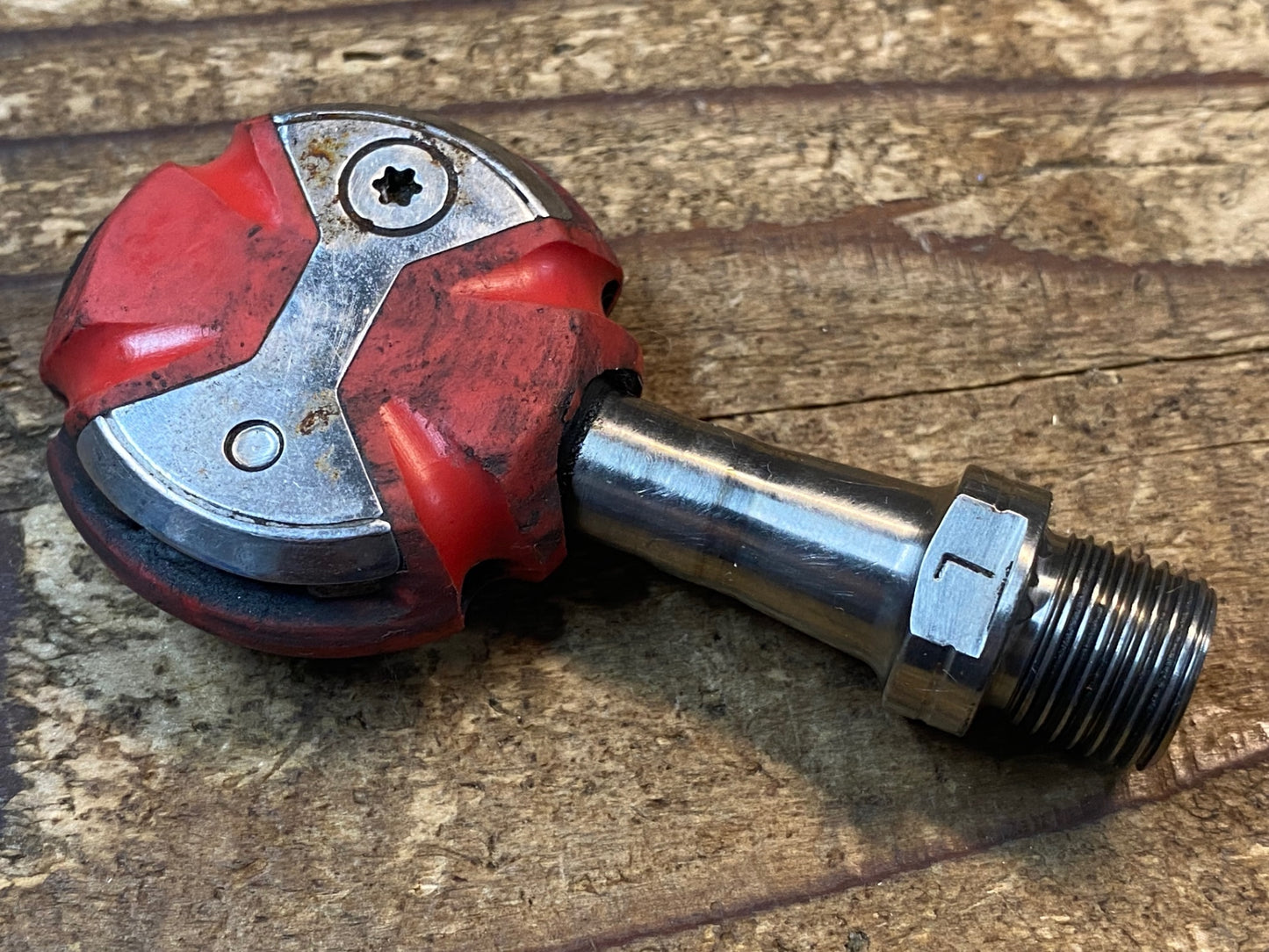 IV192 スピードプレイ SPEEDPLAY ビンディングペダル 赤 チタンシャフト ※シャフトガタ大 ジャンク