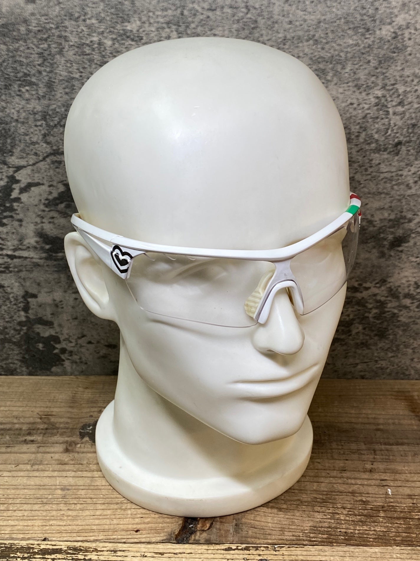 JA909 ピセイ PISSEI サリチェ SALICE サングラス アイウェア 白 クリアレンズ レンズ付属