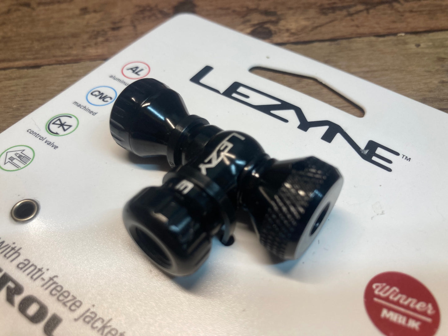 IE109 レザイン LEZYNE CONTROL DRIVE CO2 インフレーター