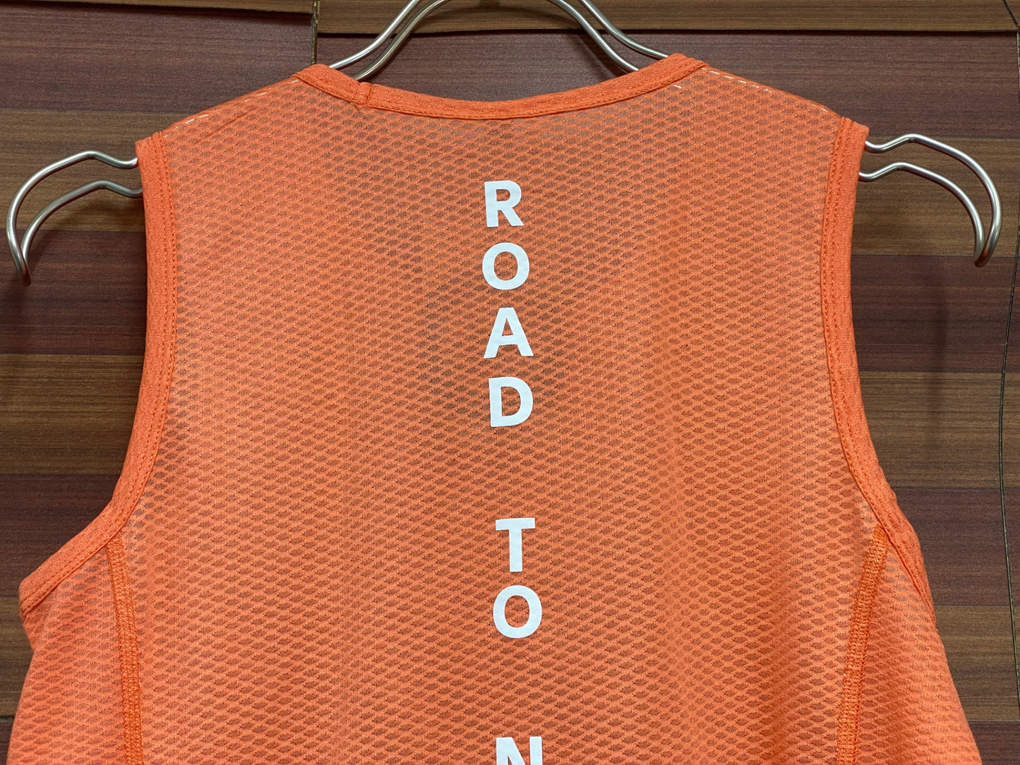 IV065 パスノーマルスタジオ PAS NORMAL STUDIOS Sleeve Less Baselayser ベースレイヤー オレンジ S