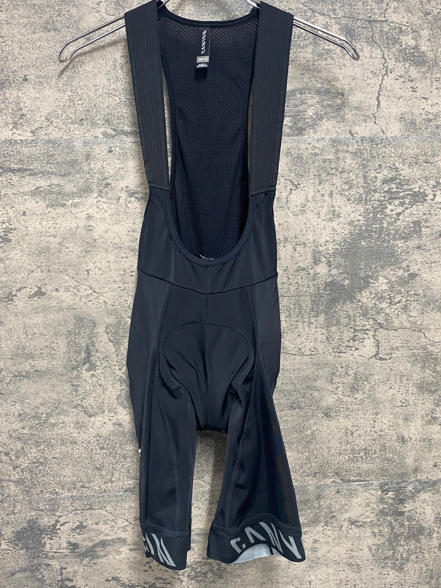 IY347 キャニオン CANYON ビブショーツ 黒 M