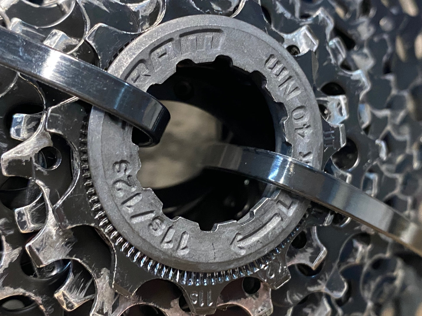 IS039 スラム SRAM スプロケット 11s 11-42T