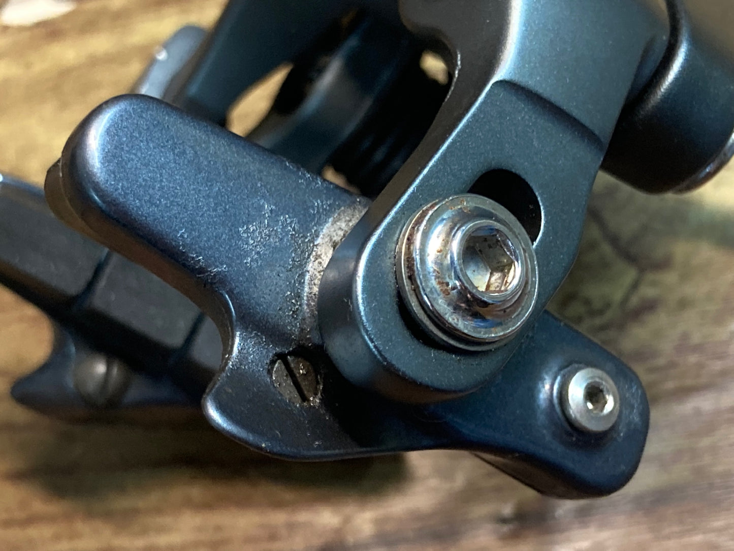 IN235 シマノ SHIMANO アルテグラ BR-6800 キャリパーブレーキ 前後セット