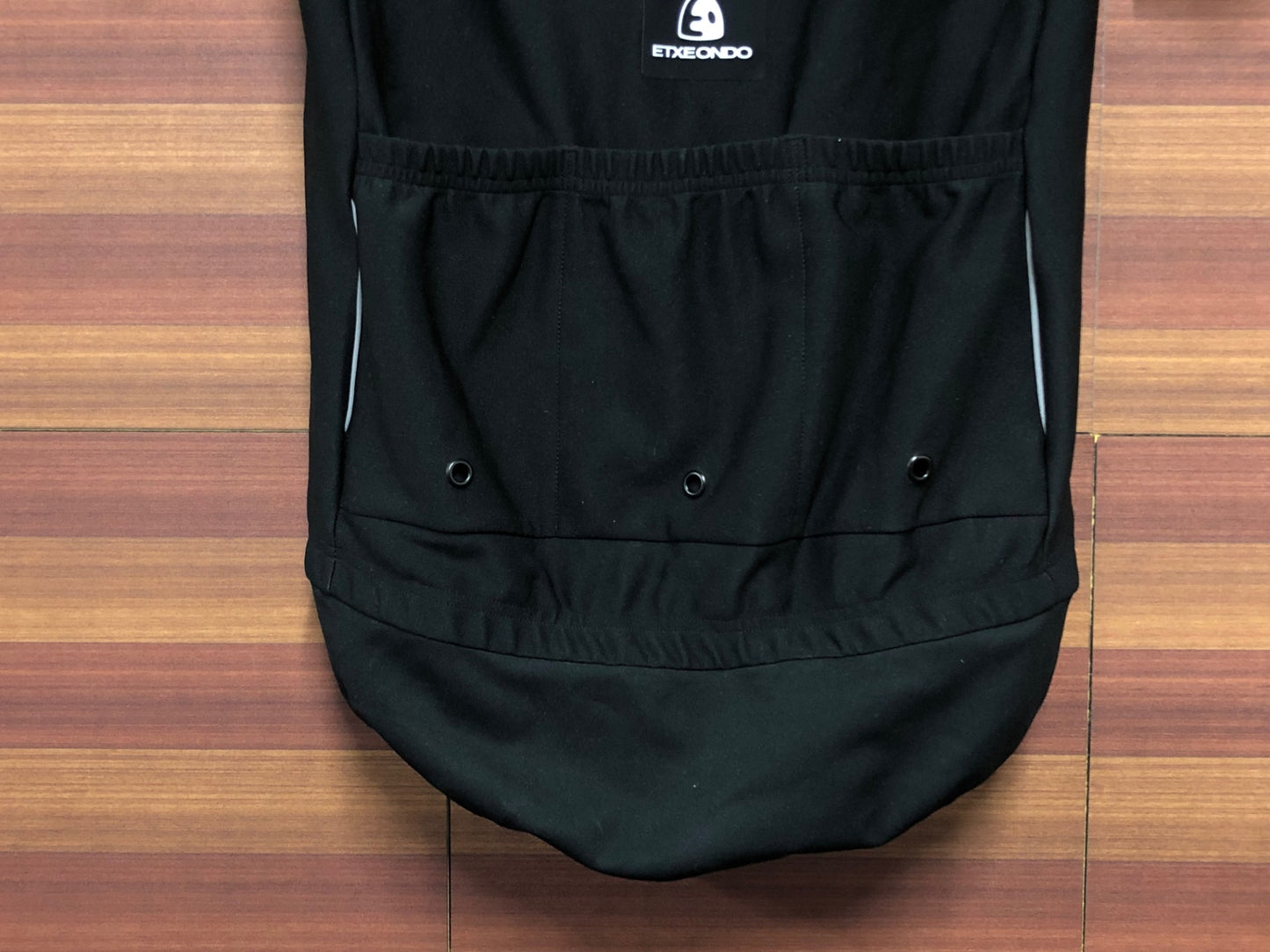 IN812 エチュオンド ETXEONDO 半袖 サイクルジャージ 黒 S GORE-TEX INFINIUM