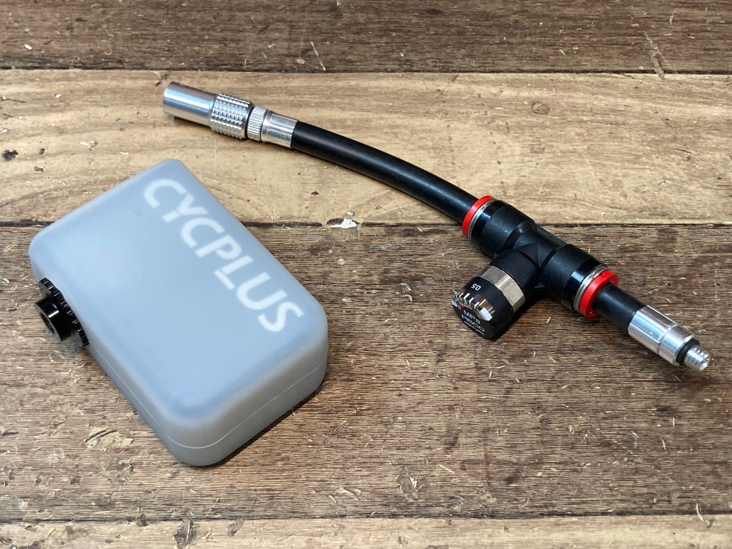 HZ569 サイクプラス Cycplus 電動 空気入れ ※動作確認済み