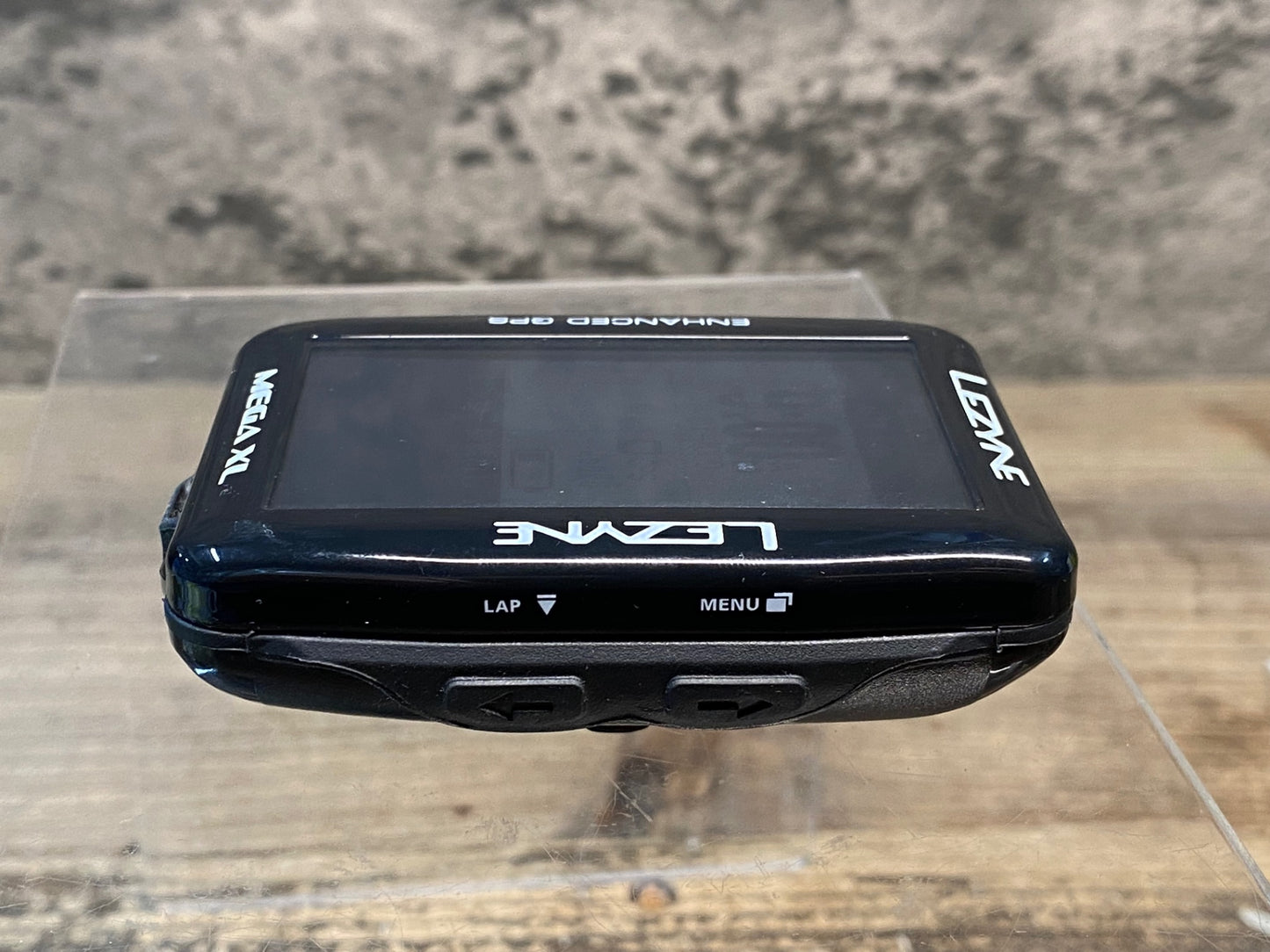 IY280 レザイン LEZYNE MEGA XL GPS サイクルコンピューター ※起動確認済み
