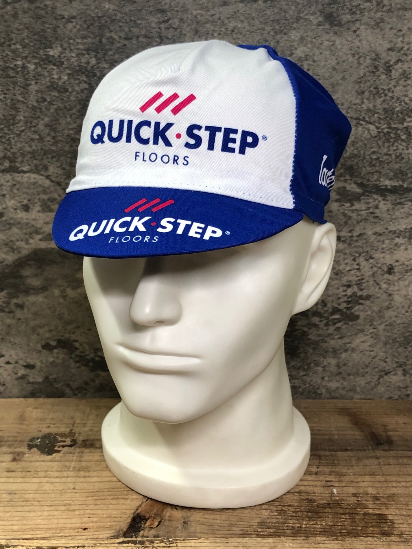 IT277 フェルマルク VERMARC サイクルキャップ 白 青 QUICK STEP