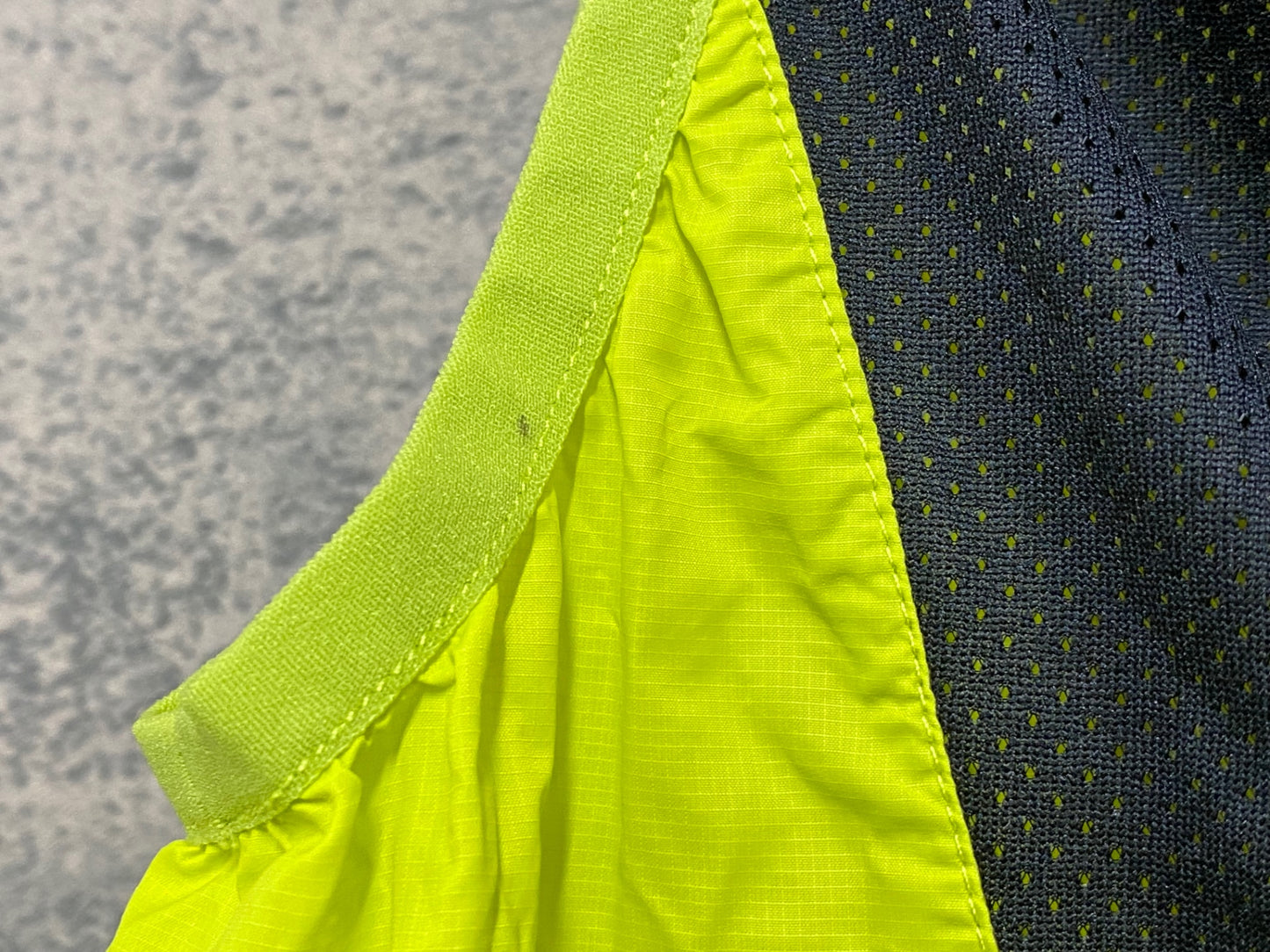 JA632 シマノ SHIMANO ジレ サイクルベスト 黄 L