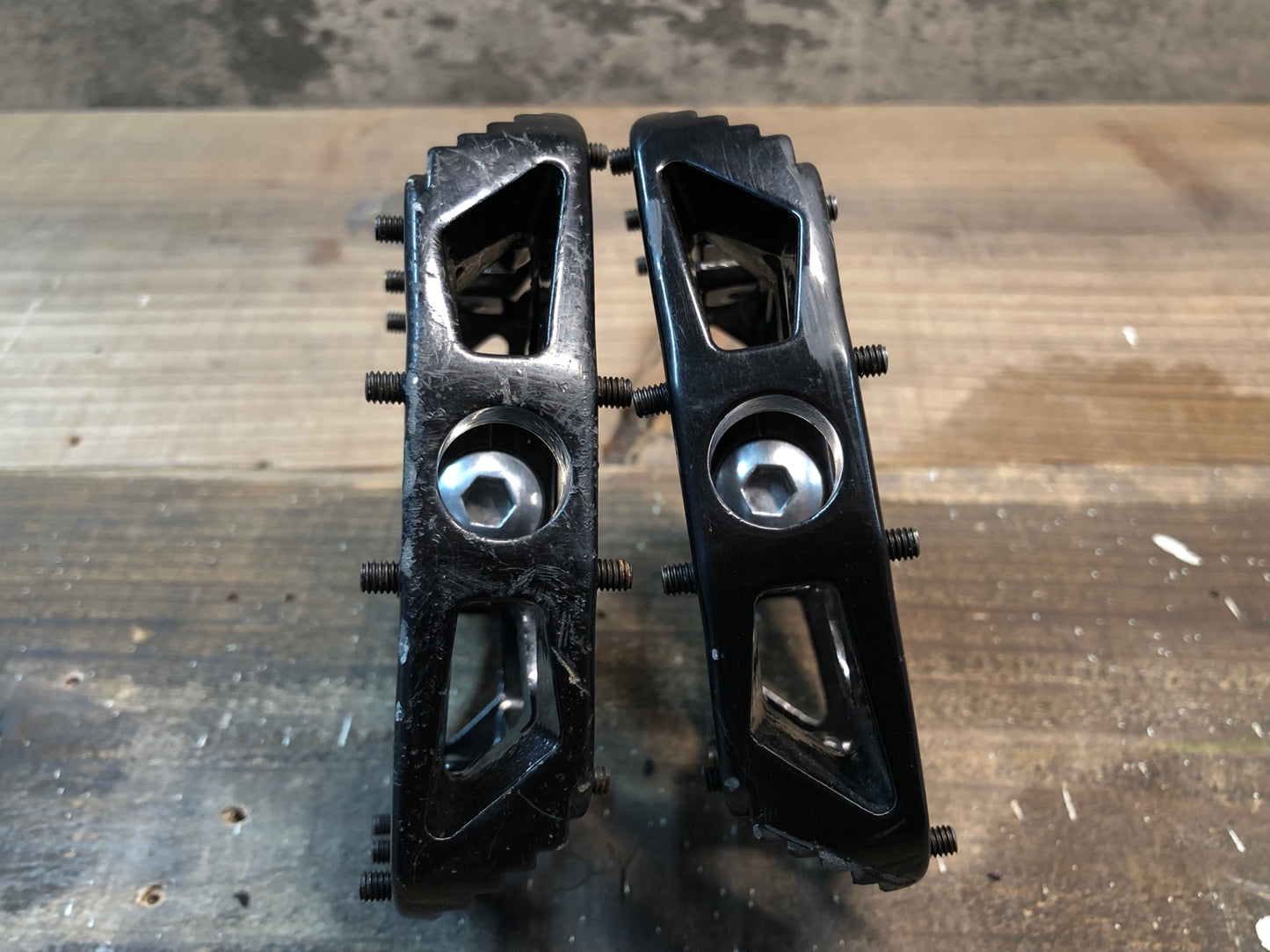 HB495 ウェルゴ wellgo MG-1 フラットペダル 黒