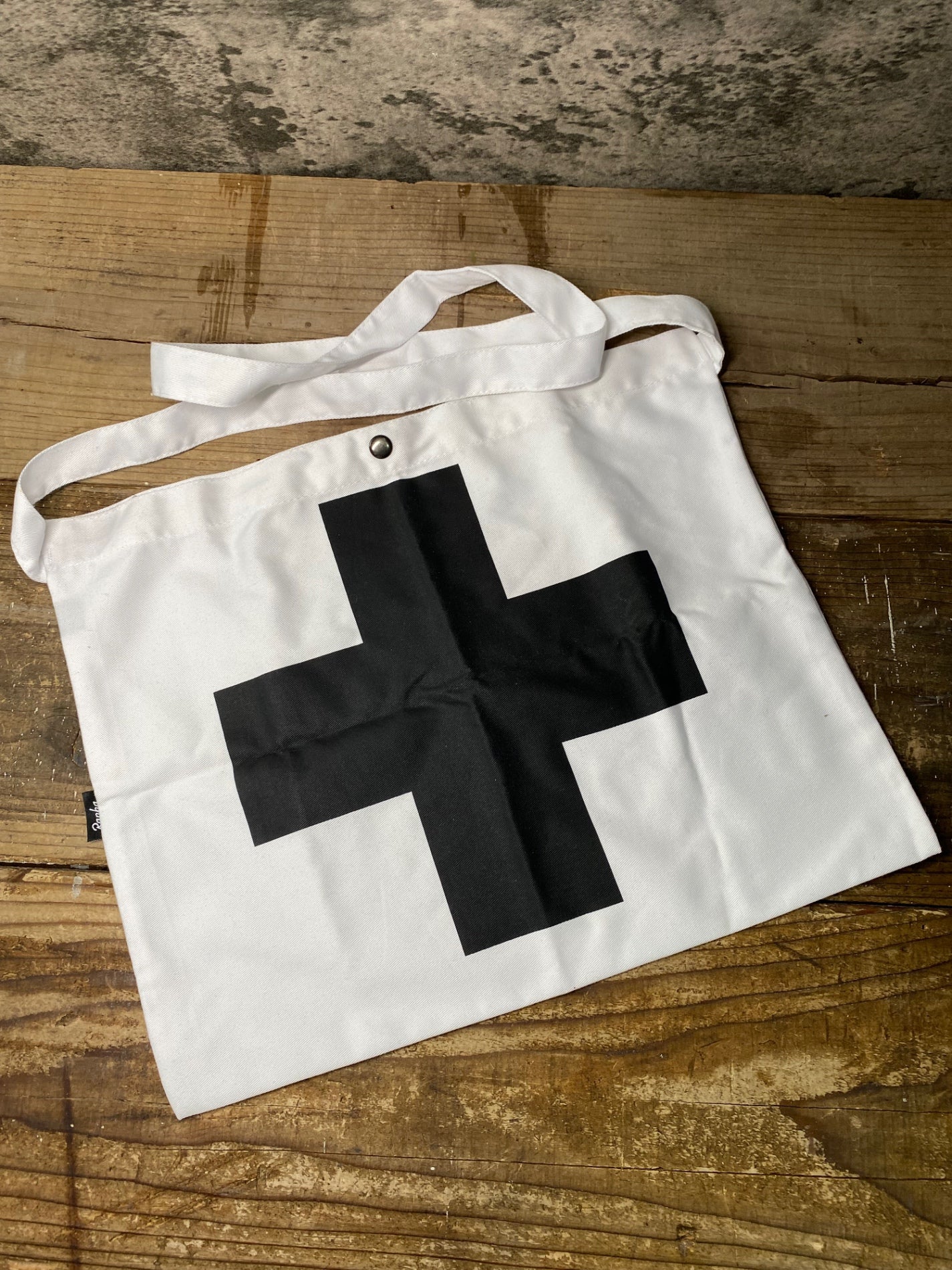 IQ870 ラファ Rapha サコッシュ 白 REPAIR SERVISE