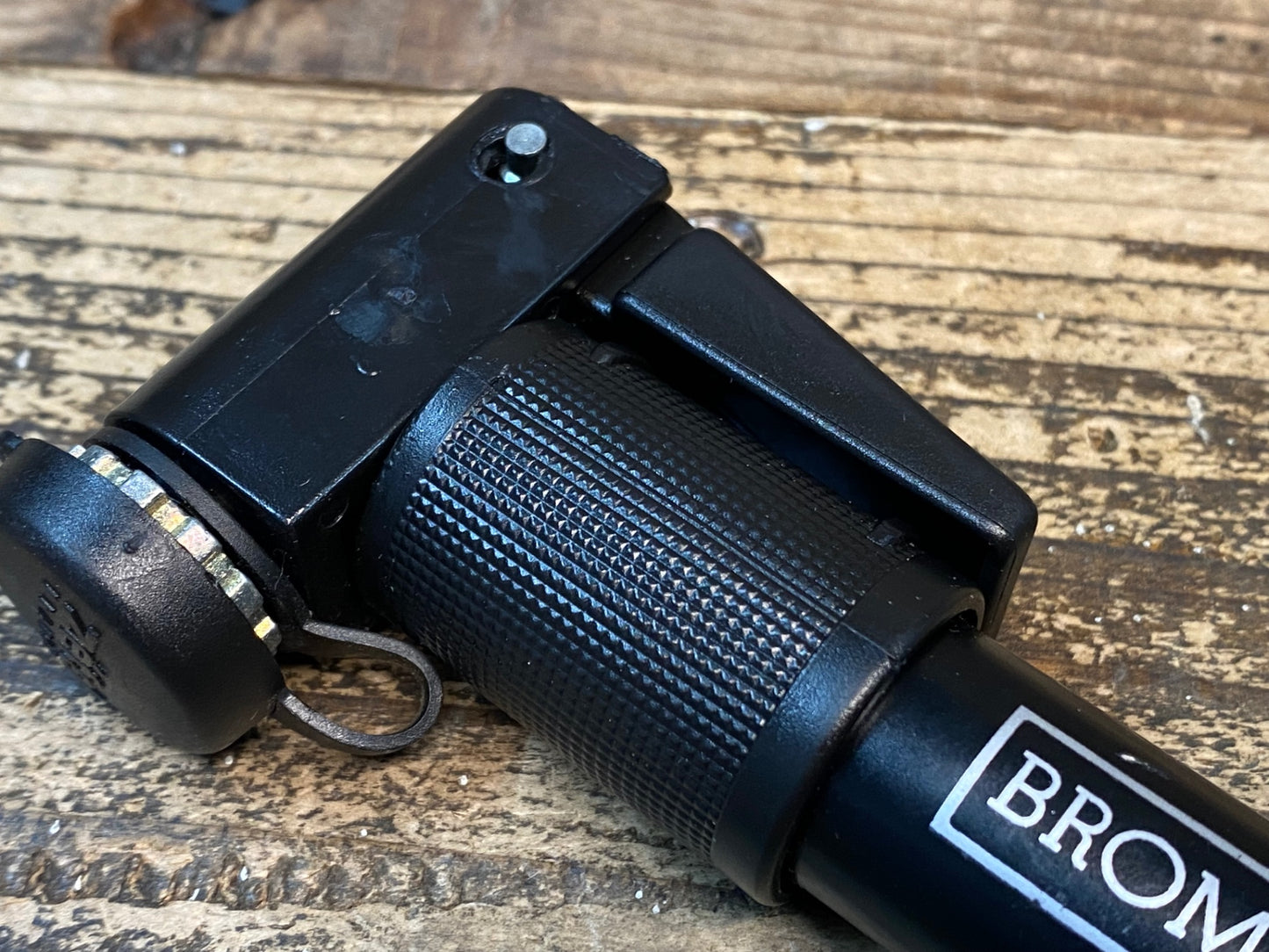 HK114 ブロンプトン BROMPTON ゼファール Zefal 携帯ポンプ 空気入れ 米仏式対応