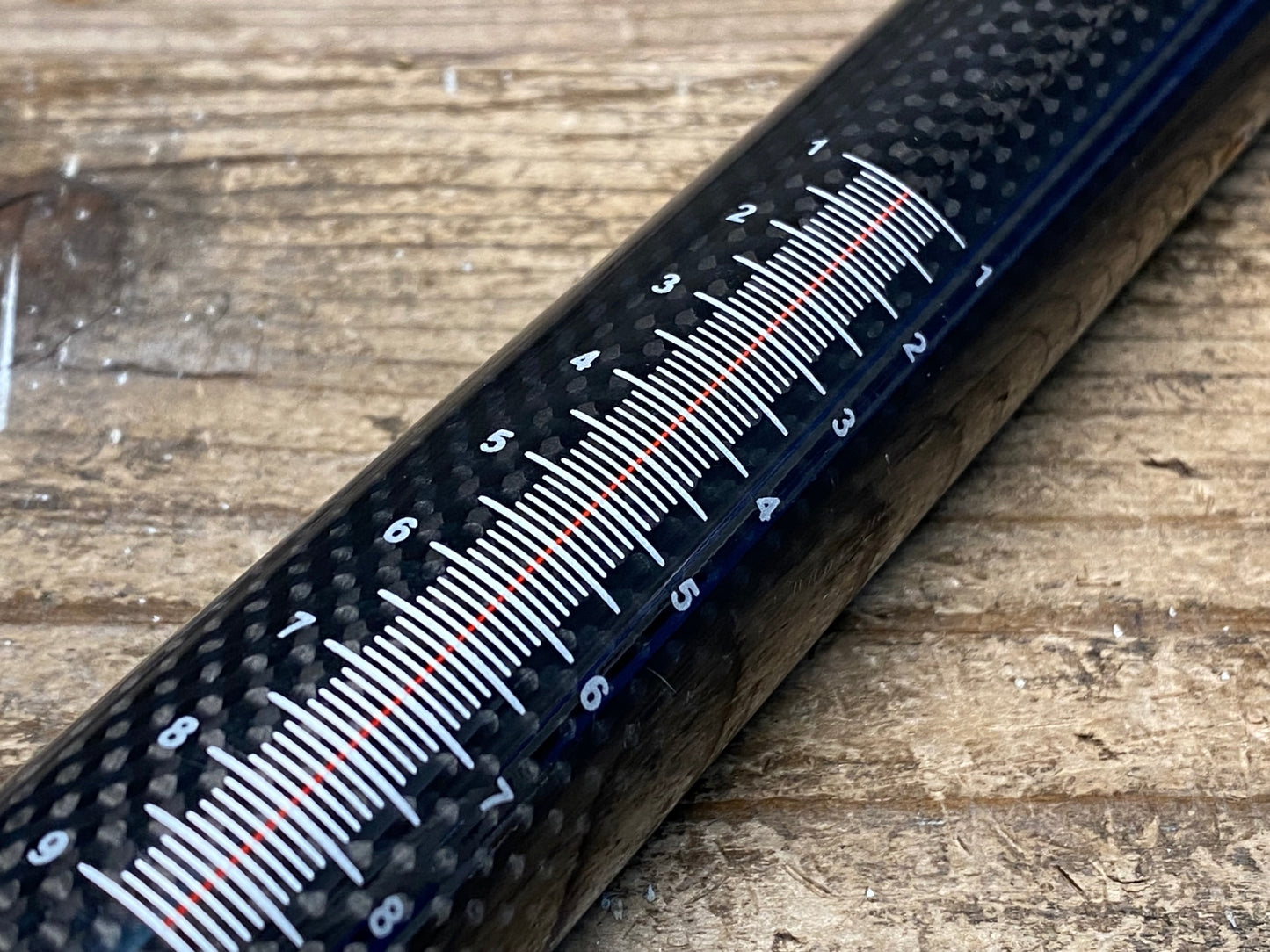 IY059 エミネンザ EMINENZA カーボン シートポスト 330mm Φ31.6