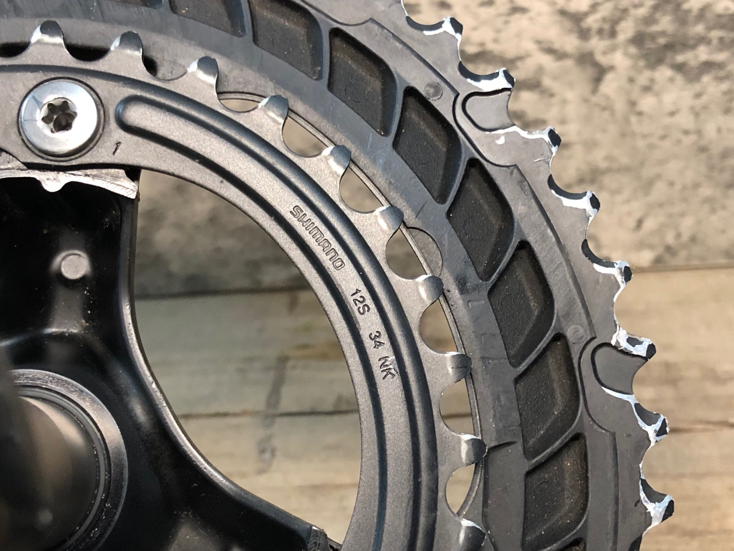 IU920 シマノ SHIMANO 105 FC-R7100 クランクセット 172.5mm 50/34T