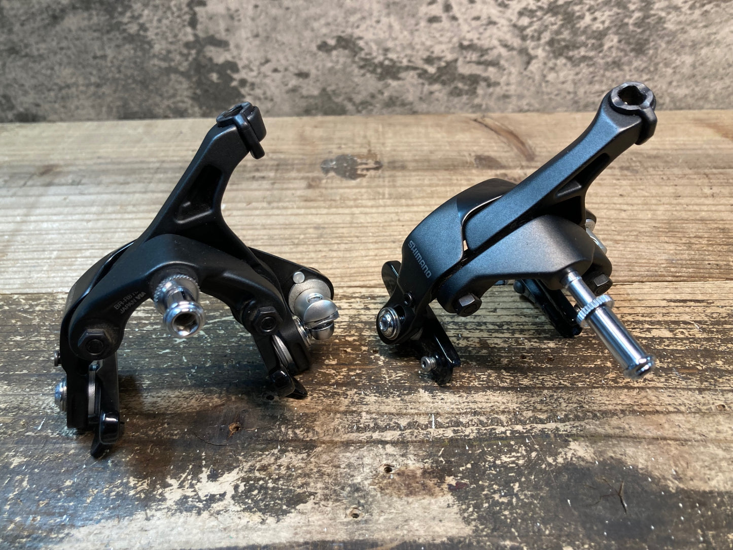 IZ233 シマノ SHIMANO アルテグラ ULTEGRA BR-R8100 キャリパーブレーキ 前後セット