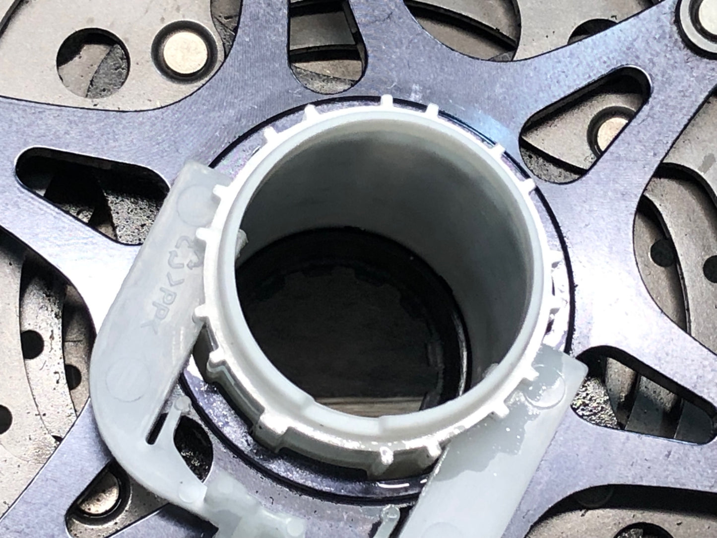 IU187 シマノ SHIMANO デュラエース DURA-ACE CS-R9100 スプロケット 11-30T 11S