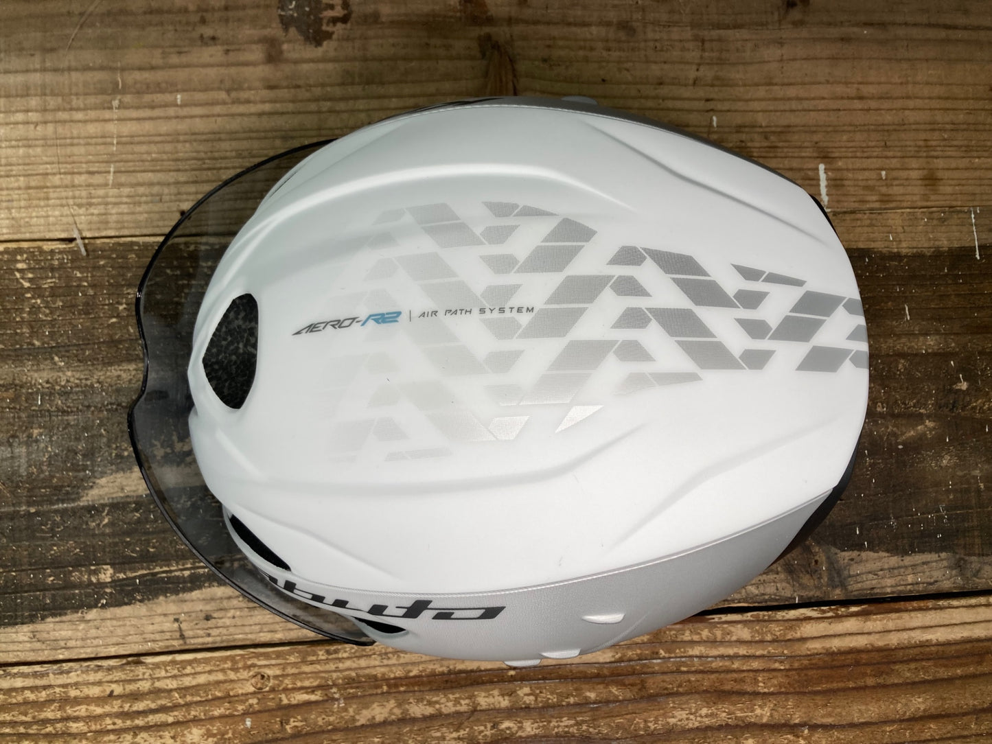 IY380 オージーケーカブト OGK kabuto AERO-R2 ヘルメット 白 R05/11製造 L/XL 美品