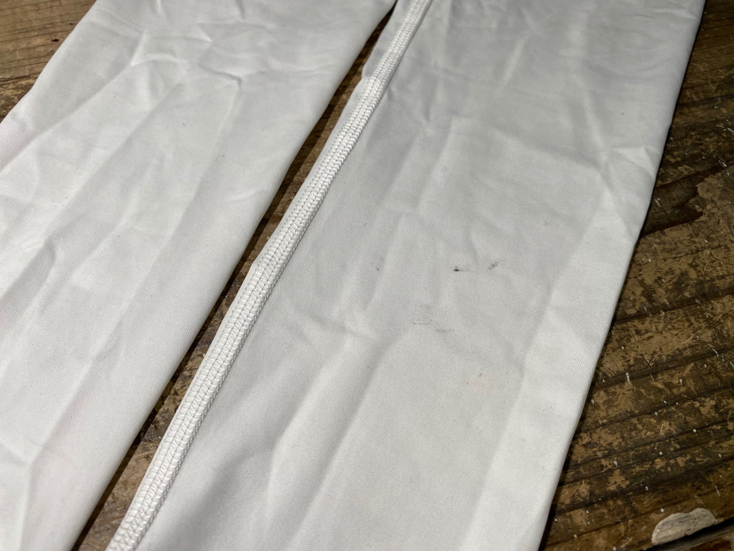 IT982 ラファ Rapha アームカバー 白 S 汚れあり