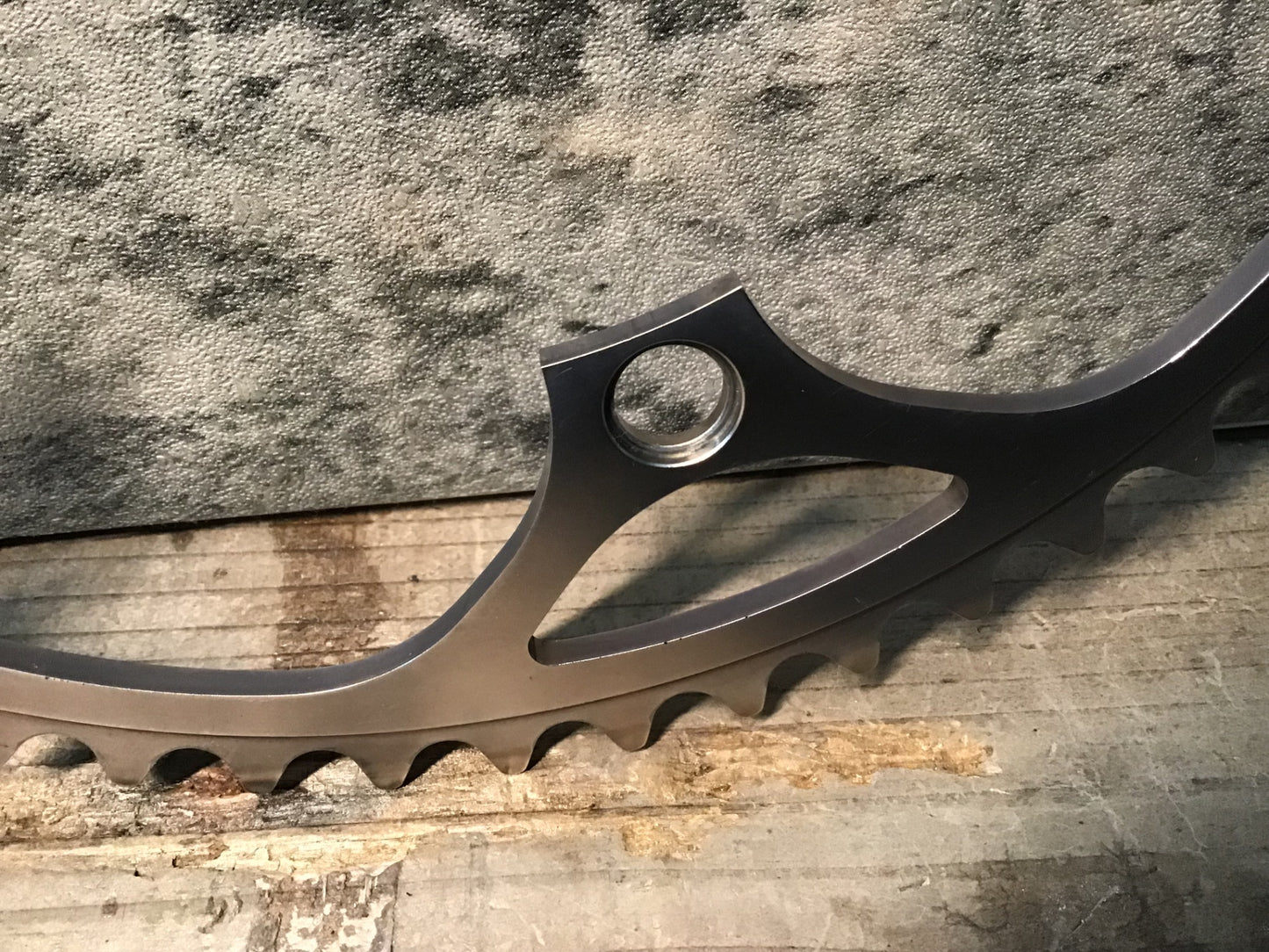 IR426 シマノ SHIMANO デュラ―エス DURA-ACE チェーンリング 54T PCD144 厚歯 NJS シングル ピスト