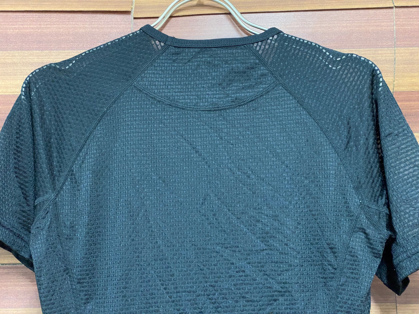 IU249 dhb 半袖 べースレイヤー 黒 XS