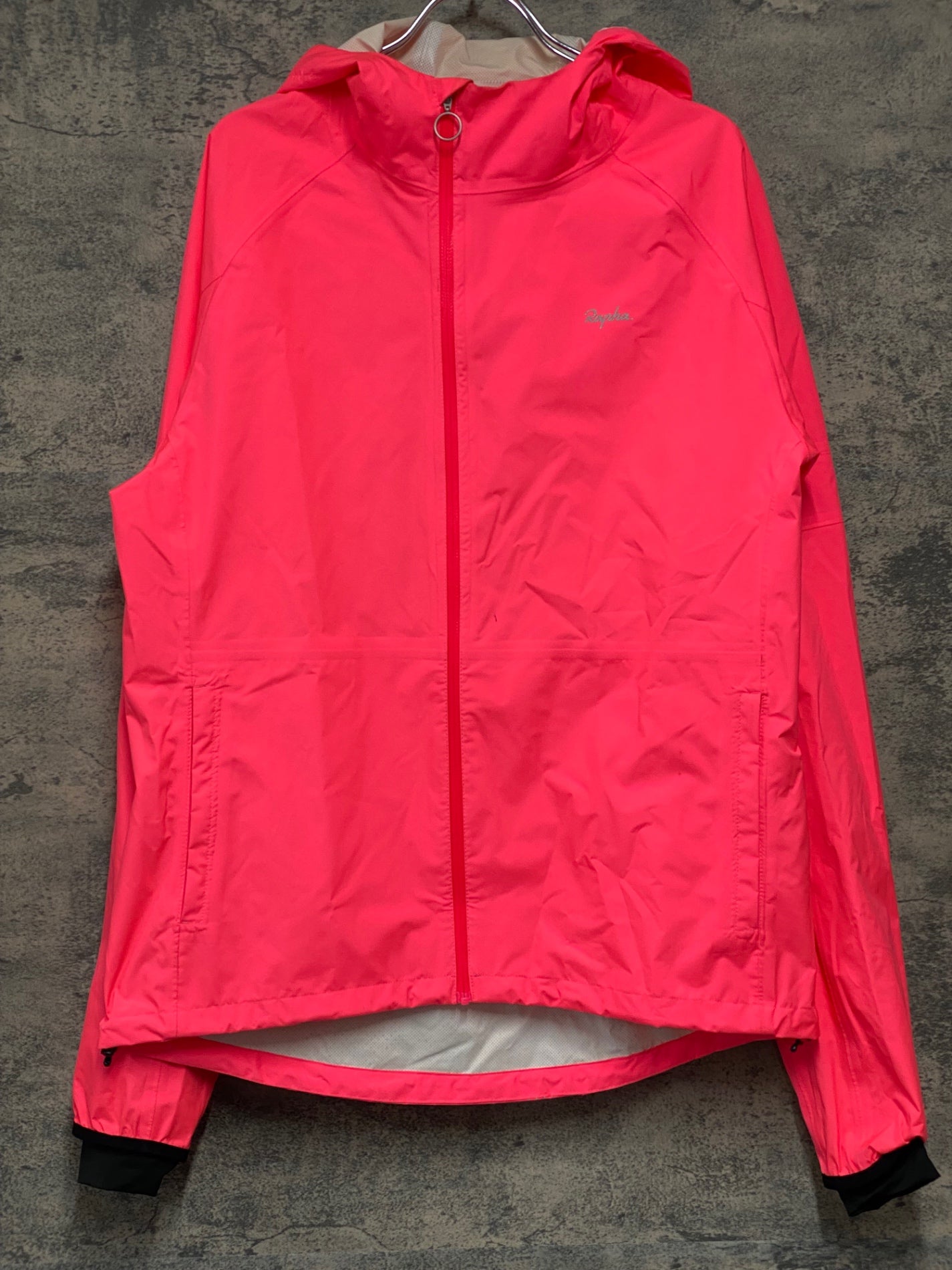 JB828 ラファ Rapha HOODED COMMUTER JACKET 長袖 レインジャケット ピンク M 首元黄ばみ 一部汚れ