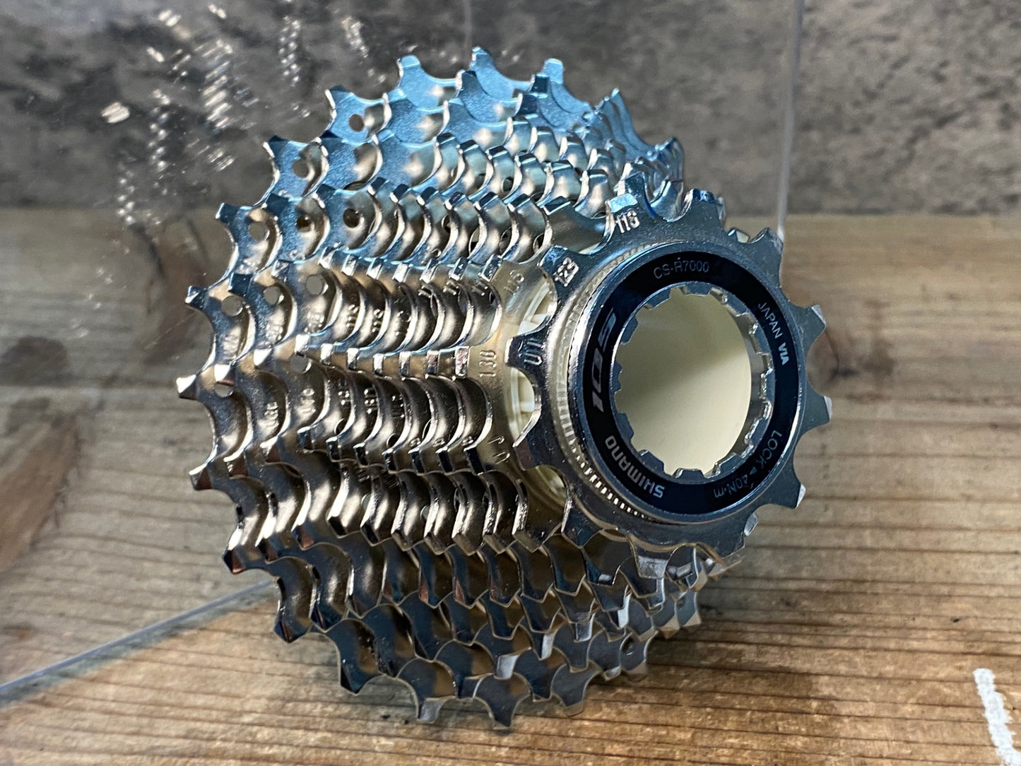 IY095 シマノ SHIMANO 105 CS-R7000 スプロケット 12-25T 11S 未使用品