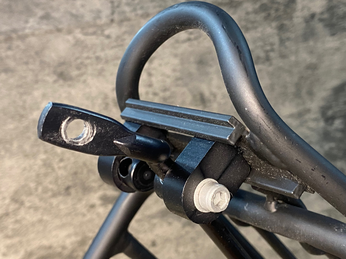 HE766 イベラ IBEAR リアラック