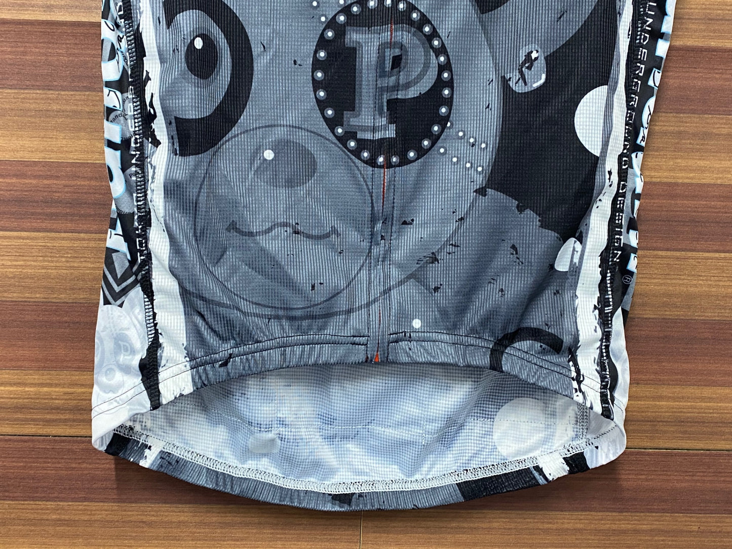 IT128 パンダーニ Pandani 半袖 サイクルジャージ 黒 グレー M