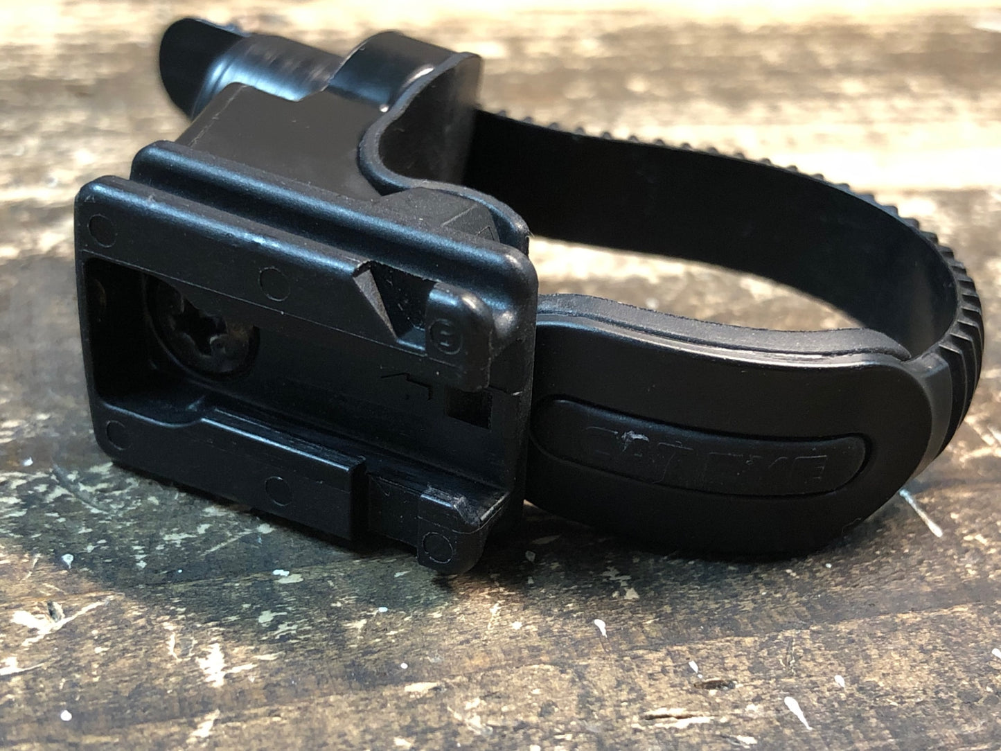 IV425 キャットアイ CAT-EYE AMPP 300 フロントライト マウント付属 点灯確認済み