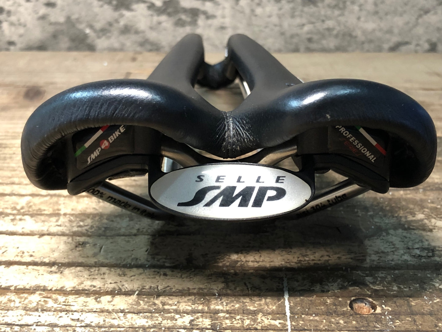 IZ712 selle SMP blaster サドル 黒 130mm aisi 304 tube
