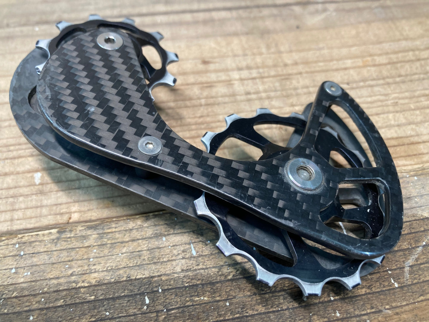 IR804 カーボンドライジャパン CarbonDryJapan V3 ビッグプーリー レッド 11/15T R9100/R8000系