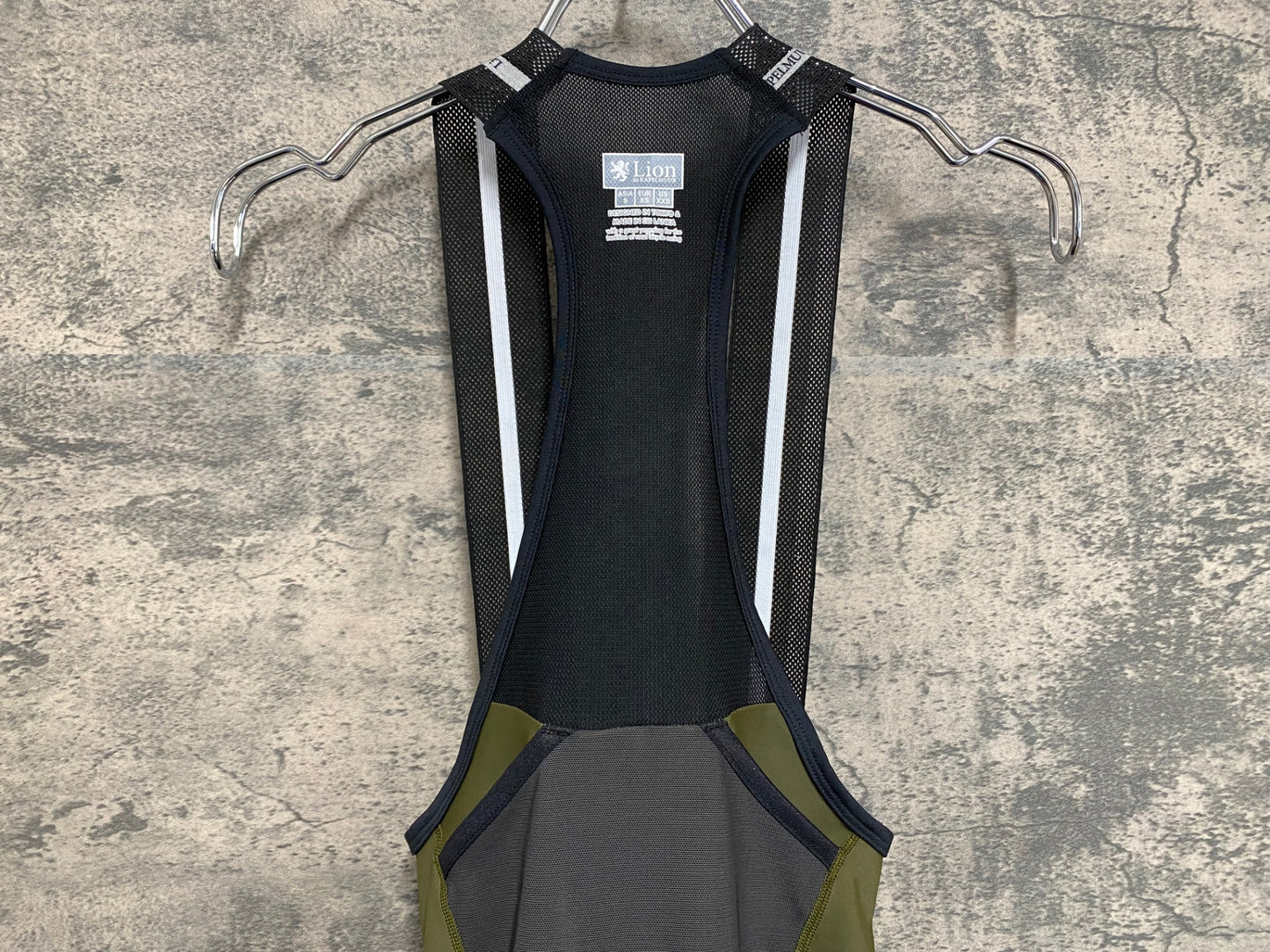 IX408 リオンドカペルミュール Lion de KAPELMUUR カーゴビブショーツ オリーブ S