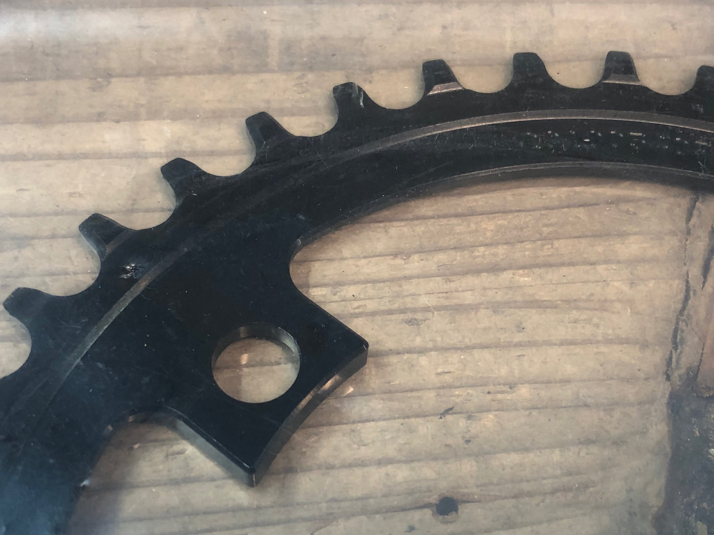 IR237 ウルフトゥース WOLF TOOTH DROP STOP CHAINRING ナローワイド シマノ SHIMANO 4 Bolt 40T
