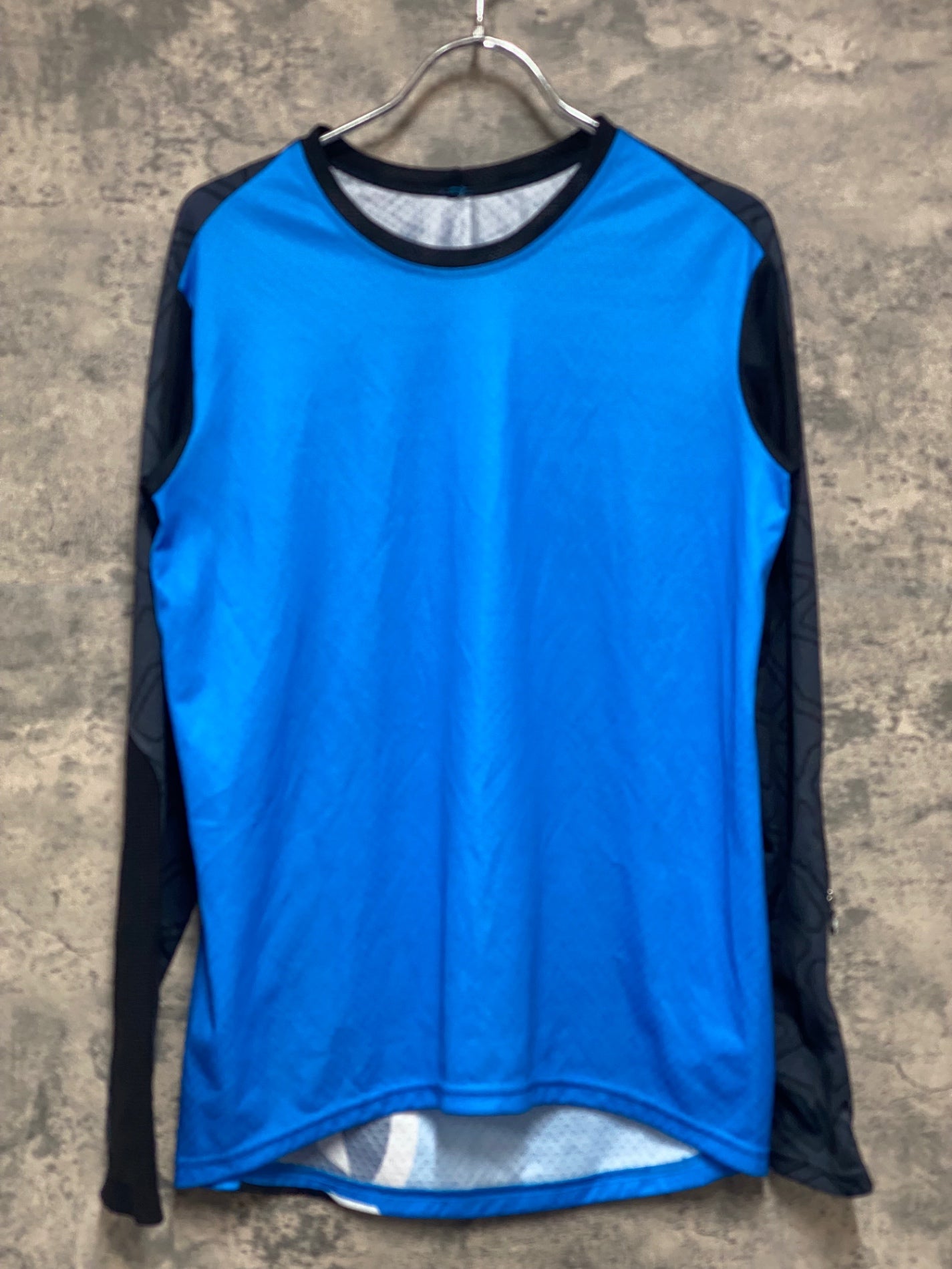 JB905 アソス ASSOS EXPLORER OFFROAD TRAIL 長袖 サイクルシャツ 青 黒 ※サイズ不明