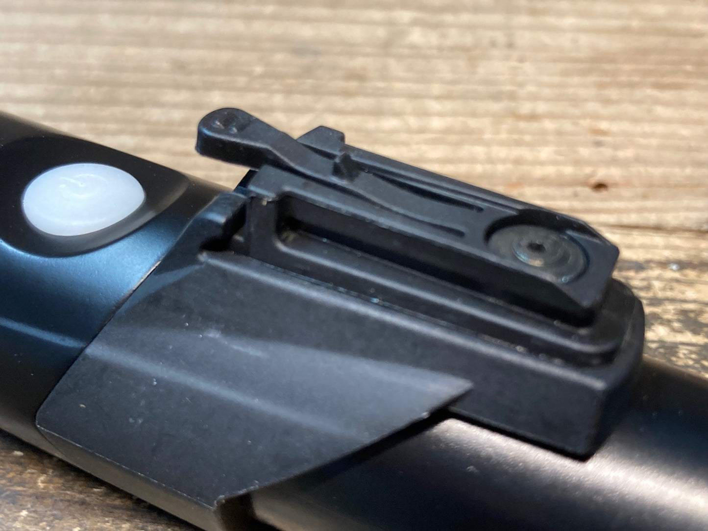 IV422 キャットアイ CATEYE VOLT 800 NEO フロントライト ※動作確認済み