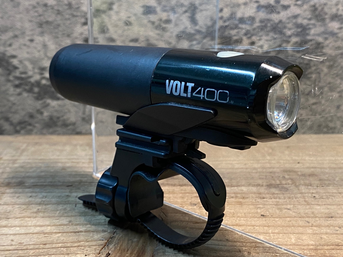 IN578 キャットアイ CATEYE VOLT400 フロントライト ※点灯確認済み