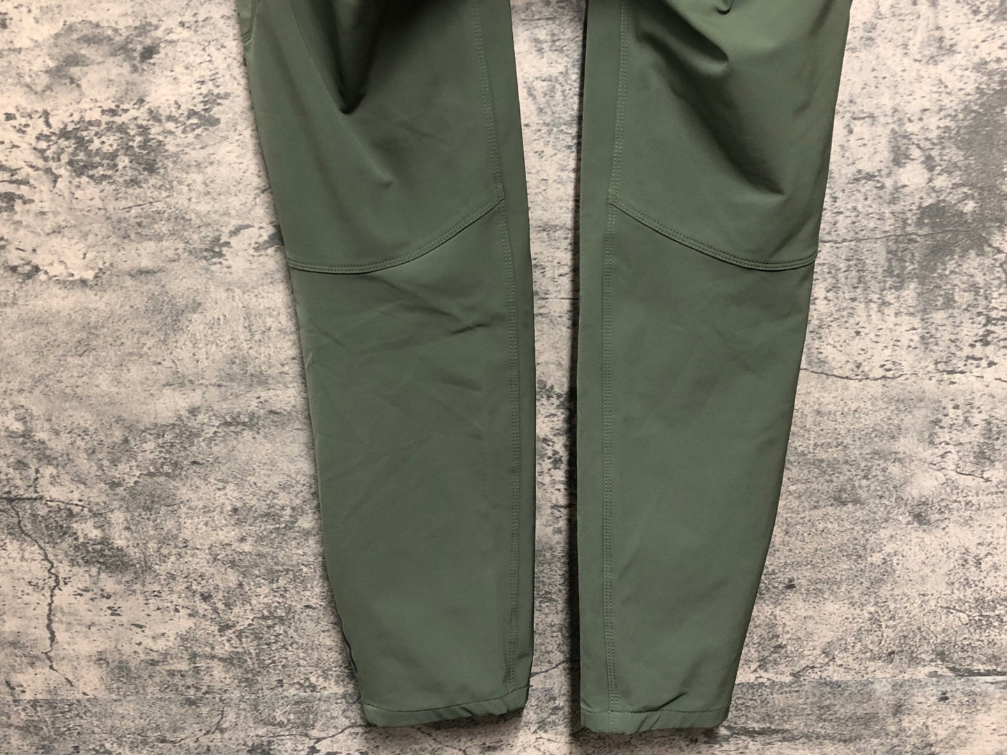 JC969 モンベル mont-bell サイクルパンツ カーキ M