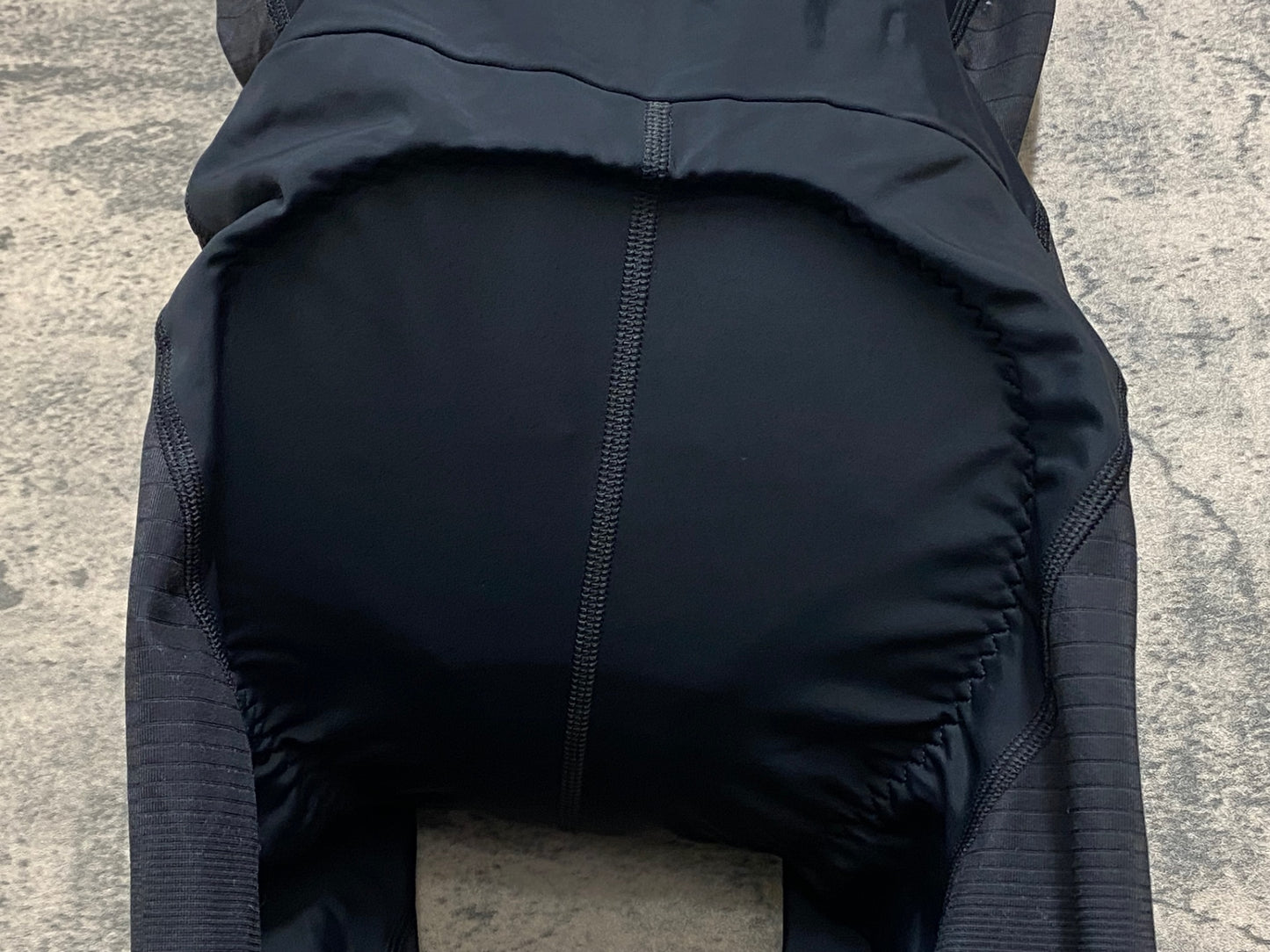 IZ242 ビオレーサー BiORACER ビブショーツ 黒 白 S