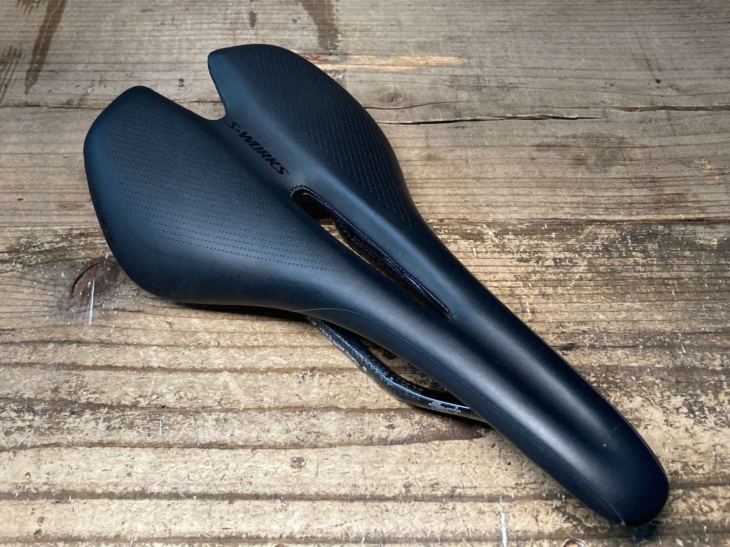 JD928 スペシャライズド SPECIALIZED S-WORKS TOUPE サドル 黒 143mm fact CARBON