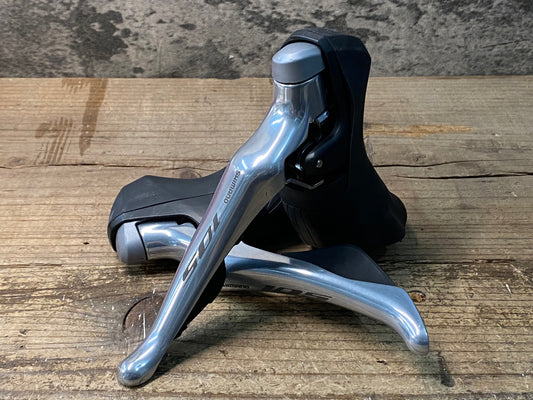 JB265 シマノ SHIMANO 105 ST-R7000 STIレバー 2x11S シルバー