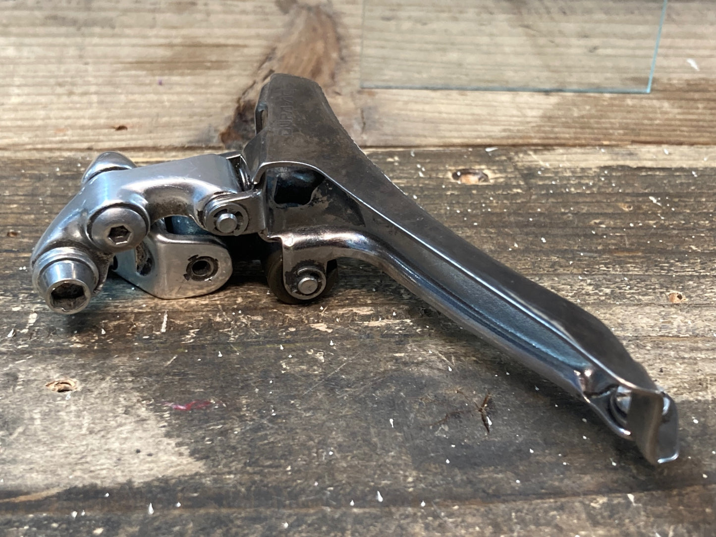 IP081 シマノ SHIMANO デュラエース DURA-ACE FD-7700 直付 フロントディレイラー