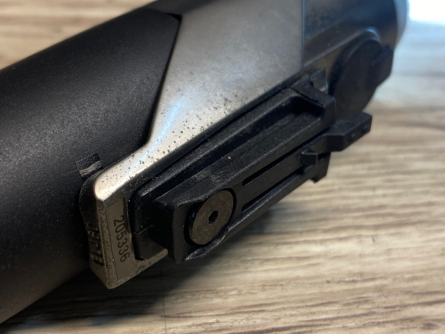 JA811 キャットアイ CAT EYE VOLT300 フロントライト 黒 グレー 点灯確認済み