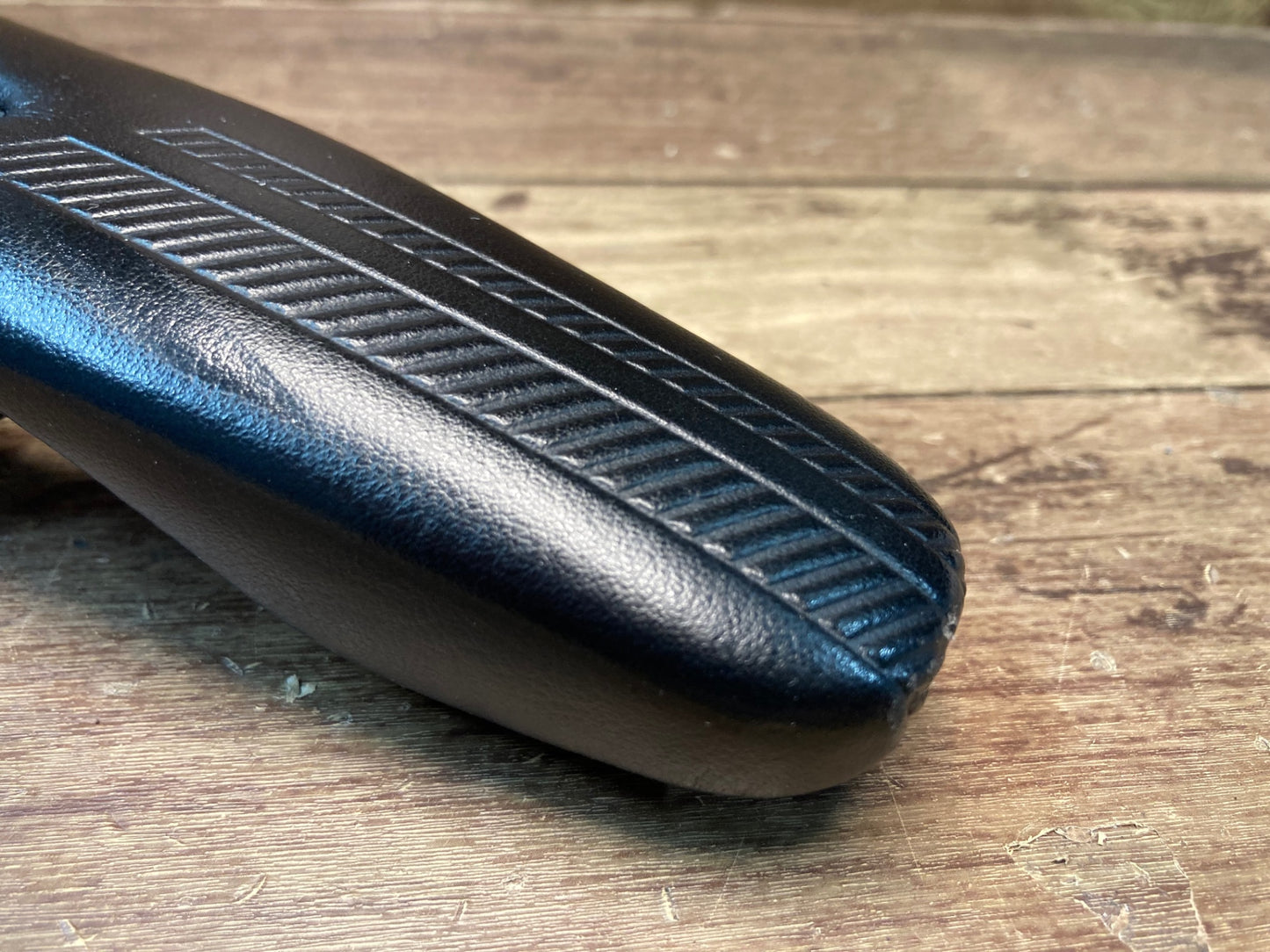 IN548 セライタリア selle italia Flite Flow サドル 黒 Ti316レール