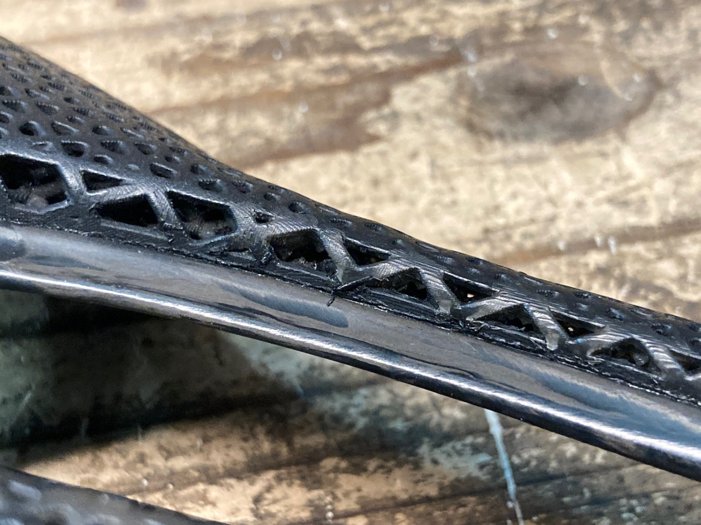 IZ279 TNi 3D printing Ⅱサドル 黒 カーボンレール 150mm ※座面破れあり