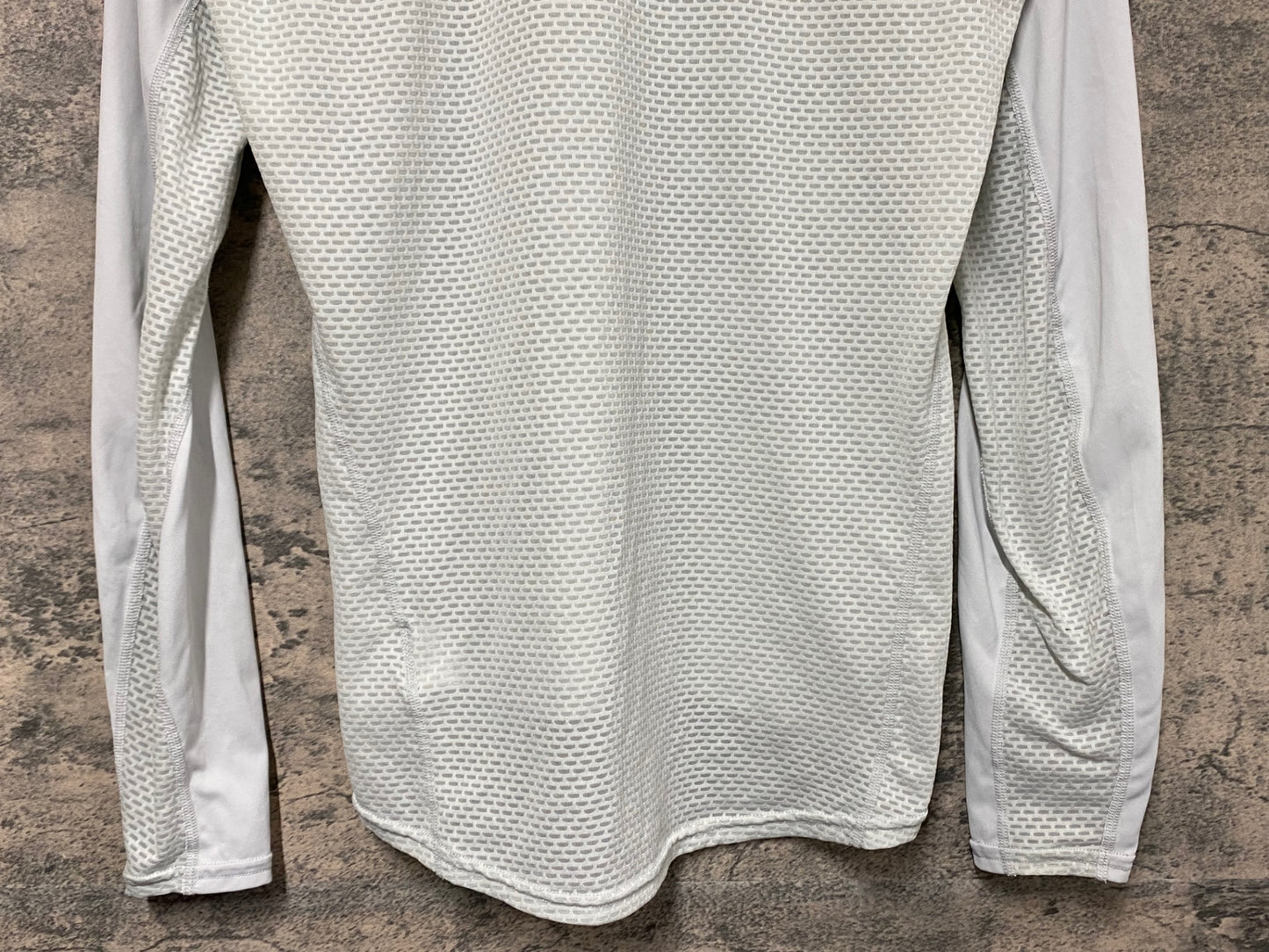 IZ064 パールイズミ PEARL iZUMi 長袖 メッシュ ベースレイヤー 白 L comfort dry under