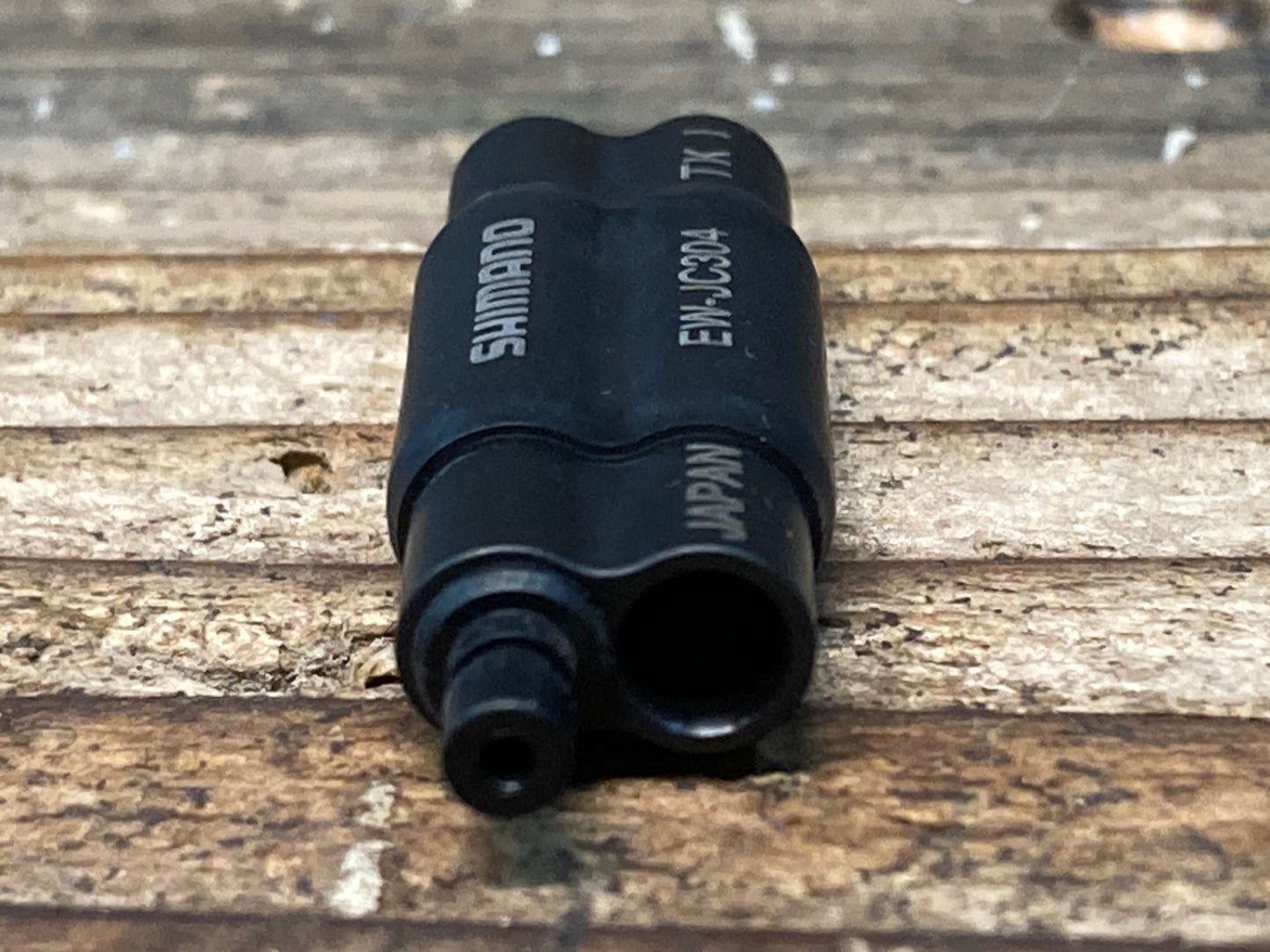 IQ057 シマノ SHIMANO EW-JC304 ジャンクション 4ポート Di2 電動