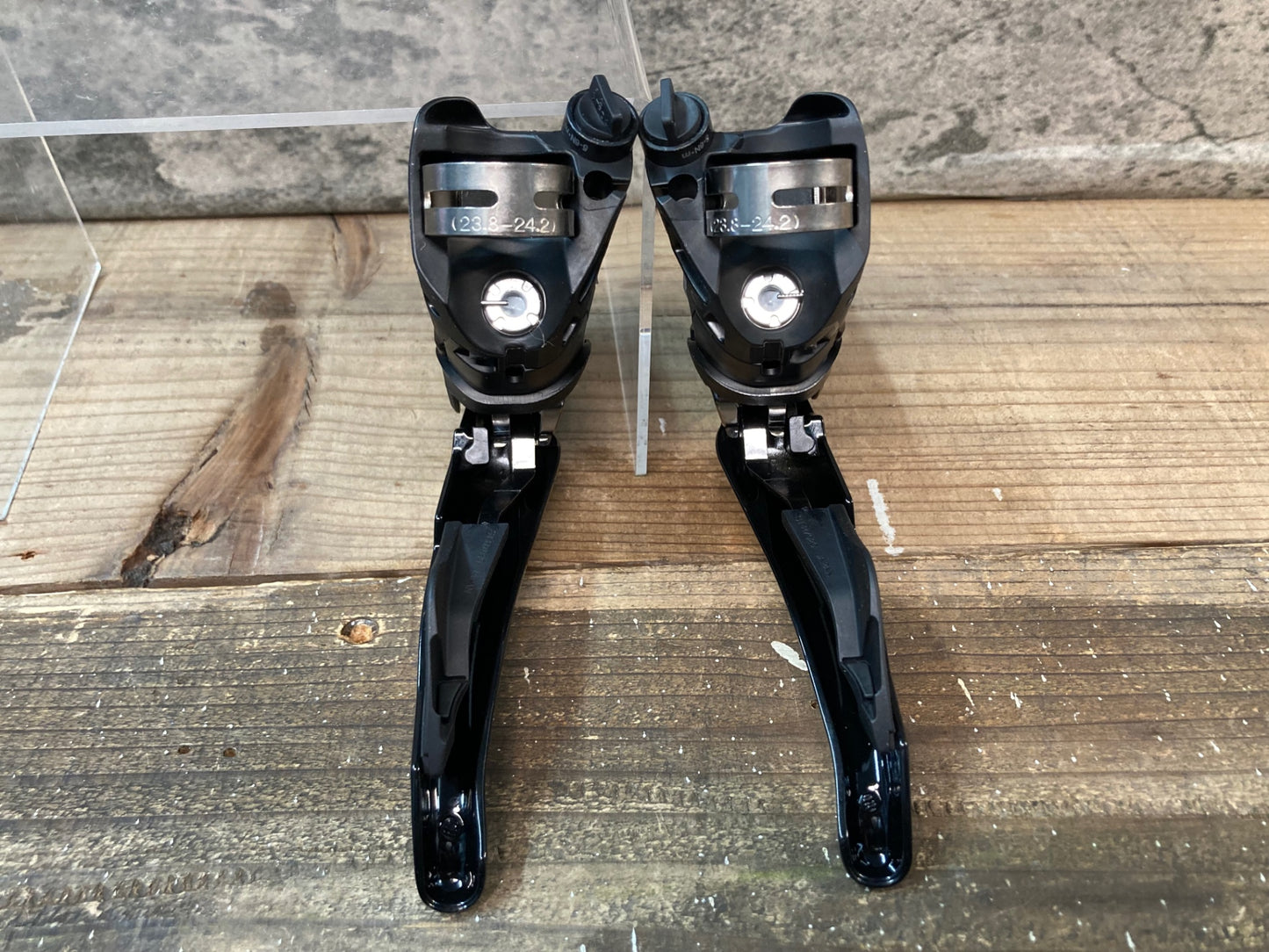 IR321 シマノ SHIMANO 105 ST-R7020 STIレバー 2x11S フード欠品