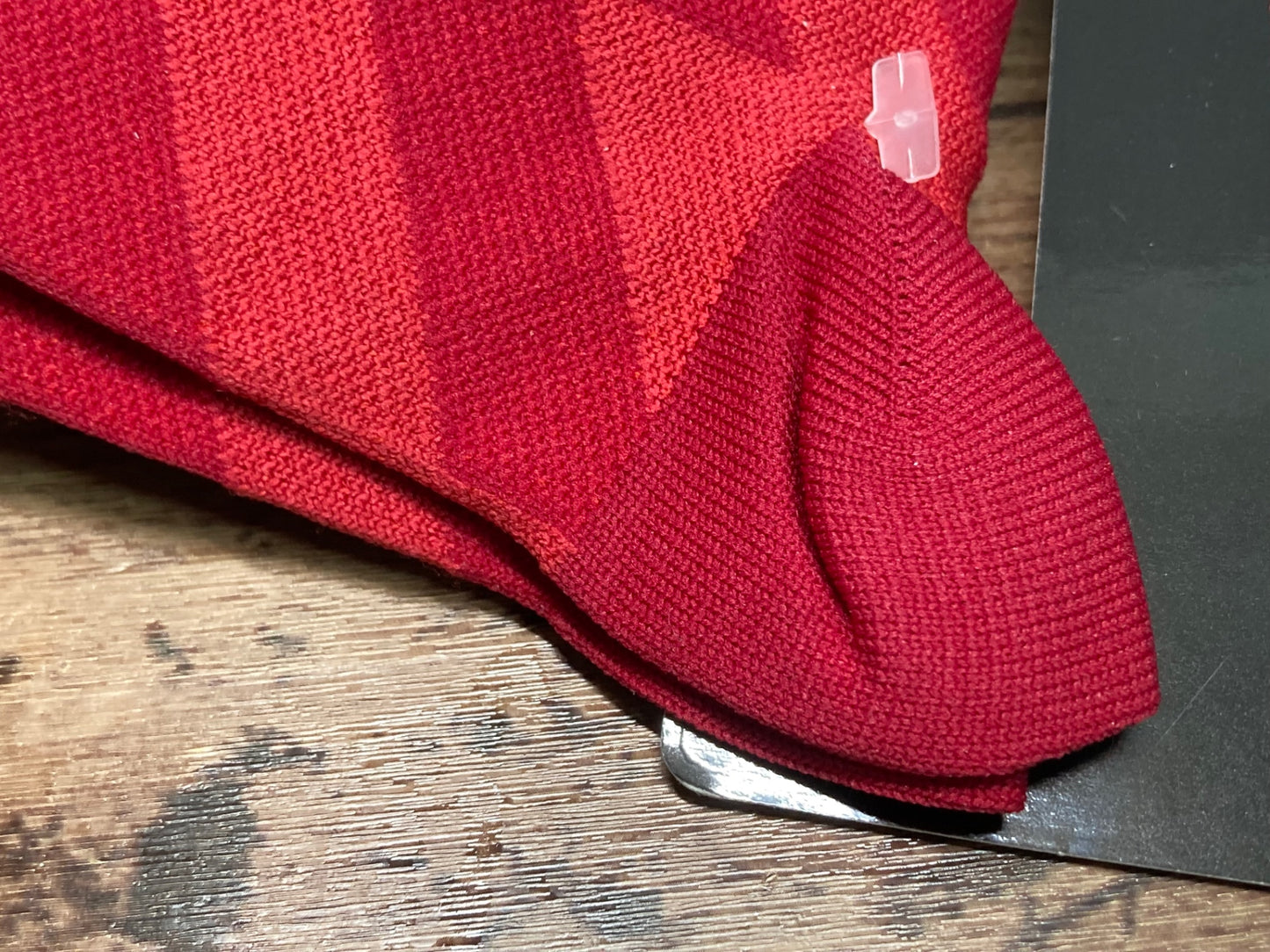 IR276 マヴィック MAVIC Graphic Mosaic Socks 赤 ソックス 39-42