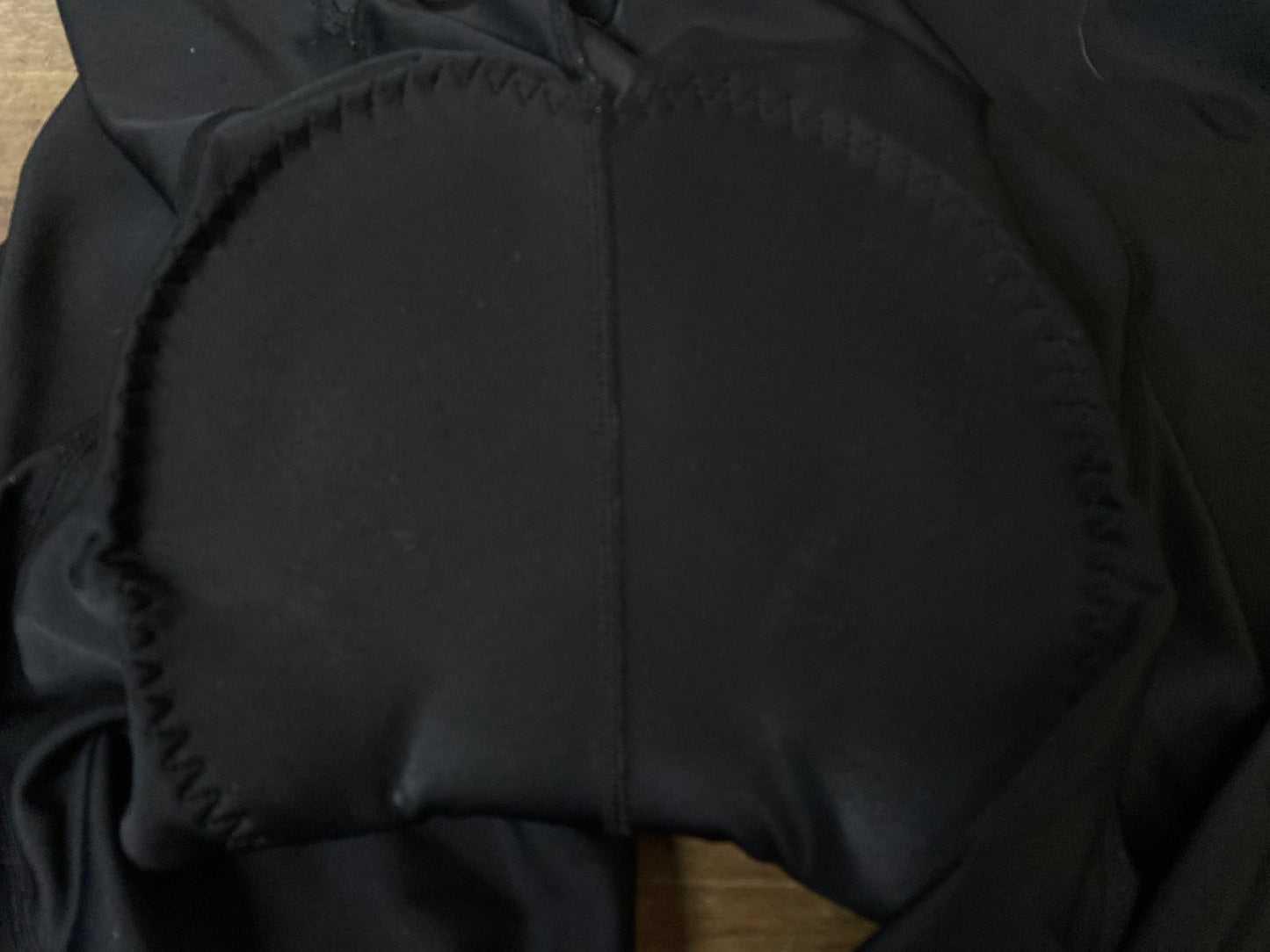 IM479 リオンドカペルミュール Lion de kapelmuur ビブショーツ 黒 XL 肩ひもゴム伸び スレ