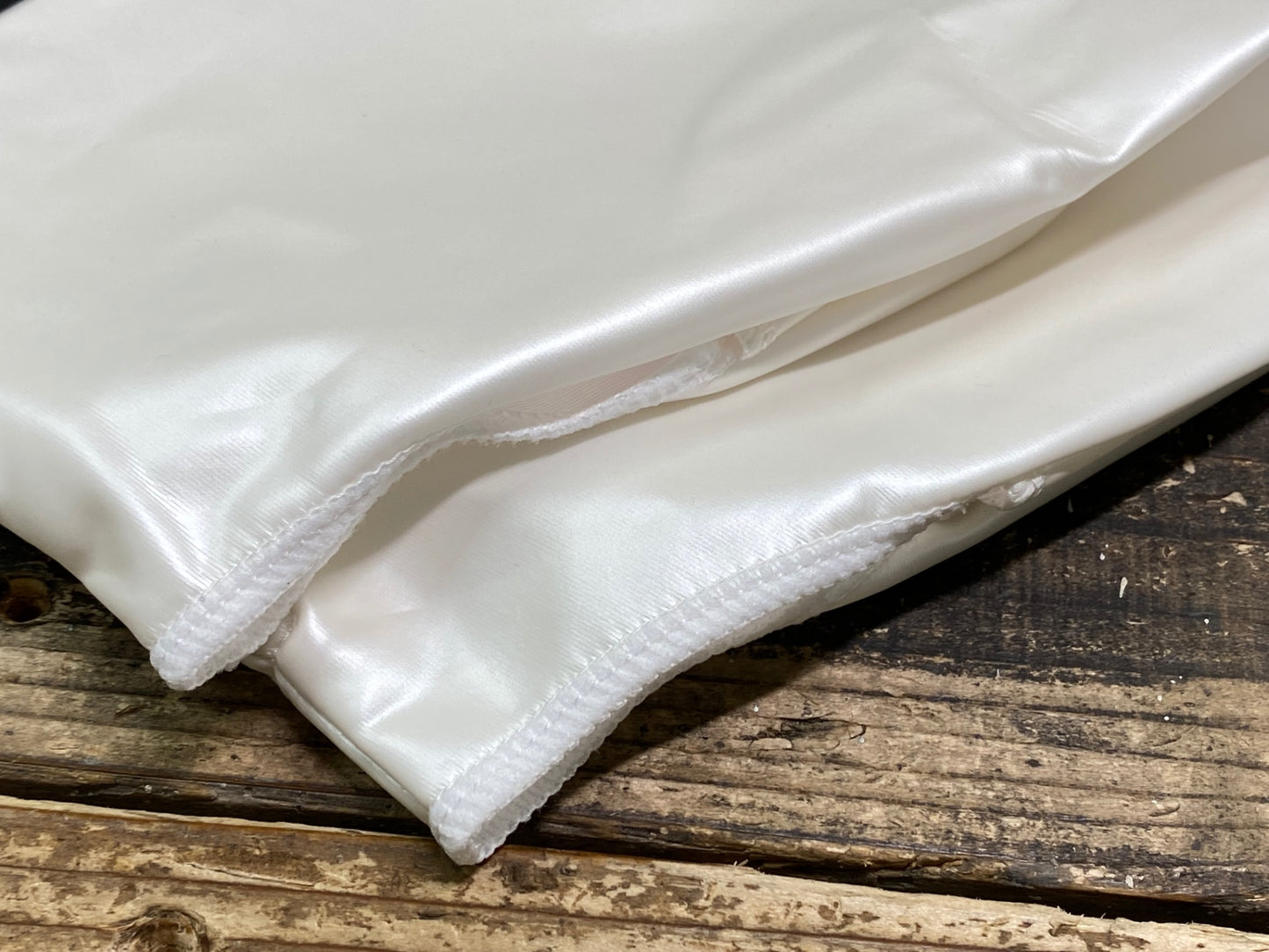 JA032 未使用 パールイズミ PEARL iZUMi コーティングシューズカバー 防水 M/L 白